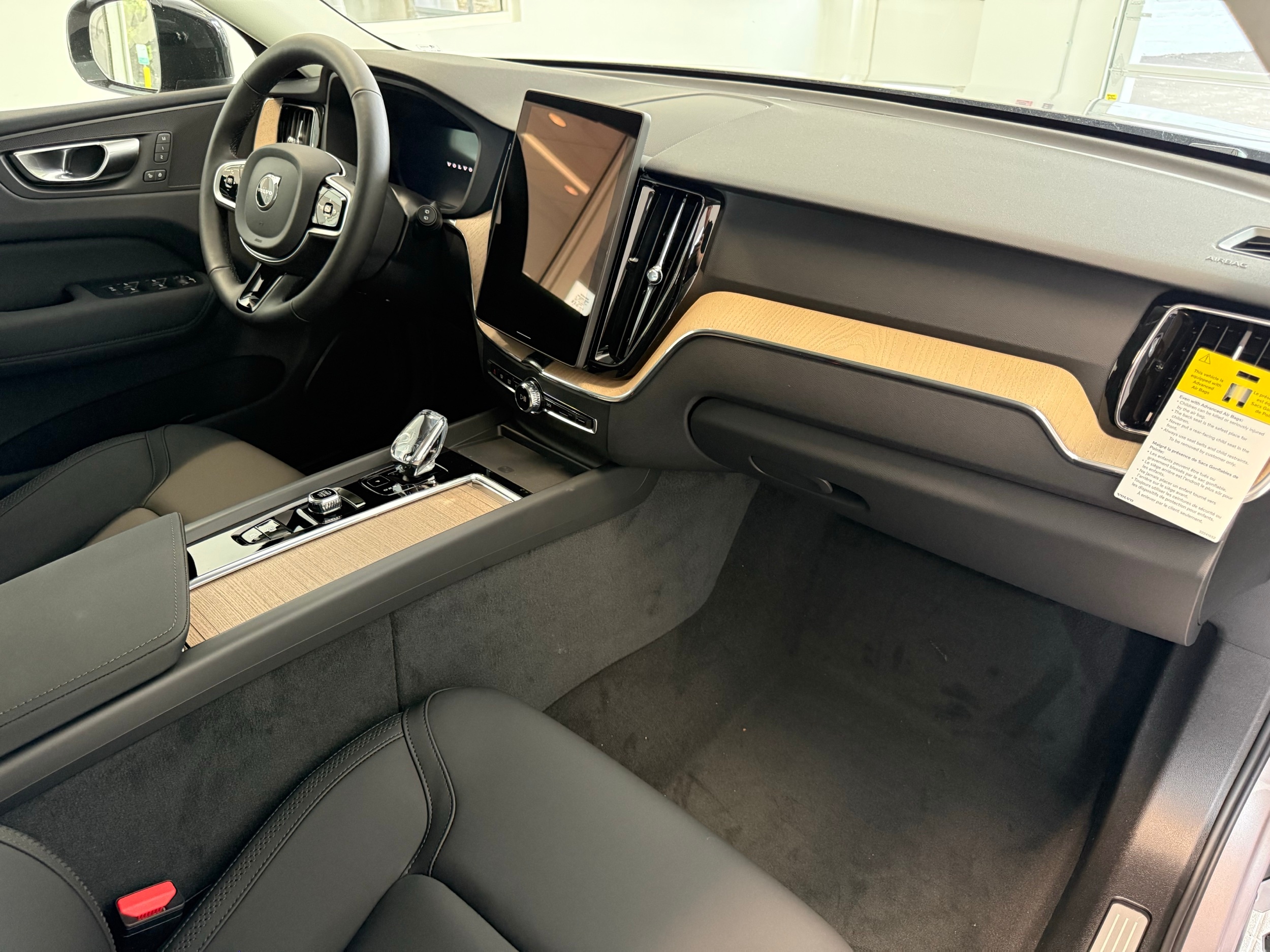 new 2026 Volvo XC60 car, priced at $57,985