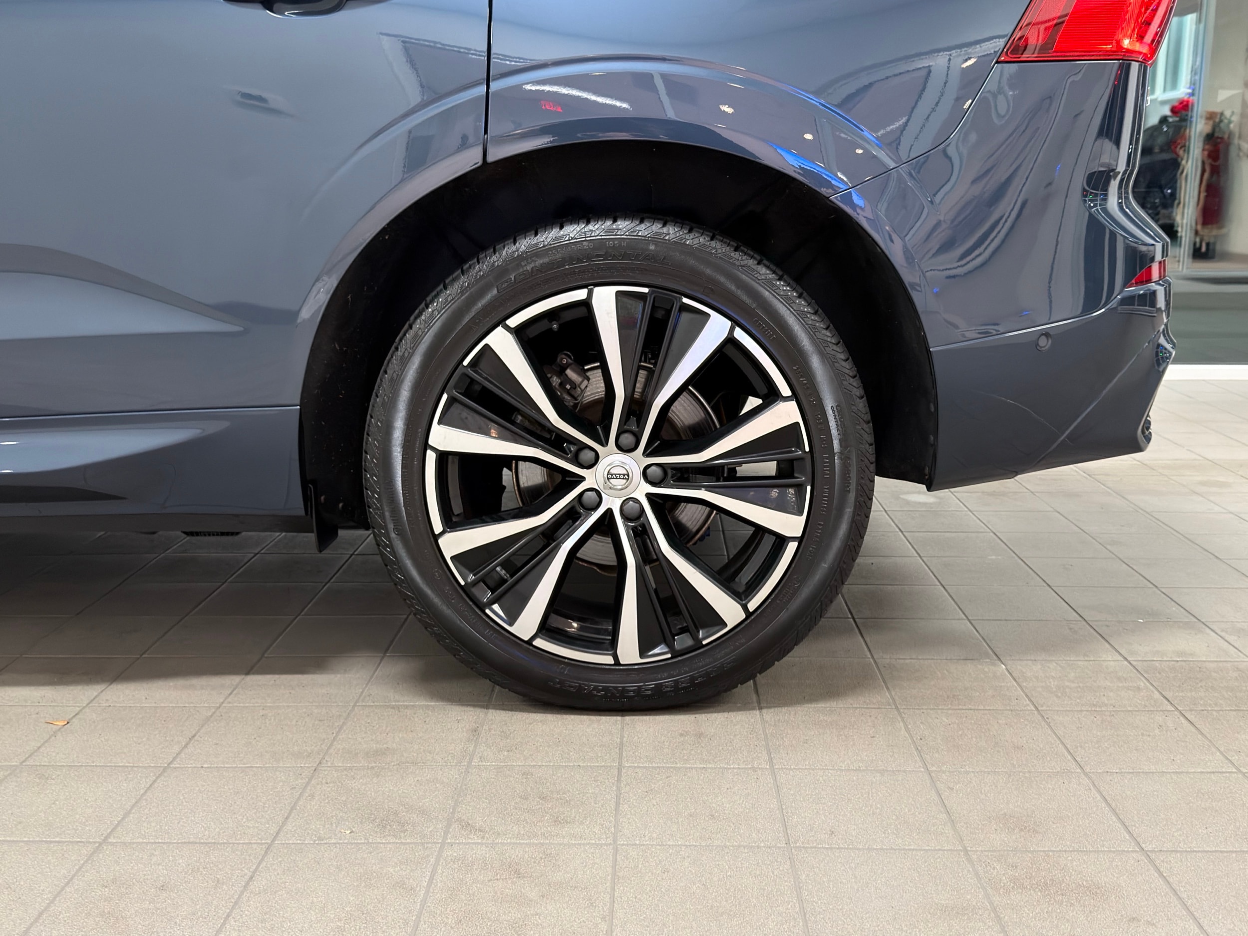 used 2023 Volvo XC60 car, priced at $39,500