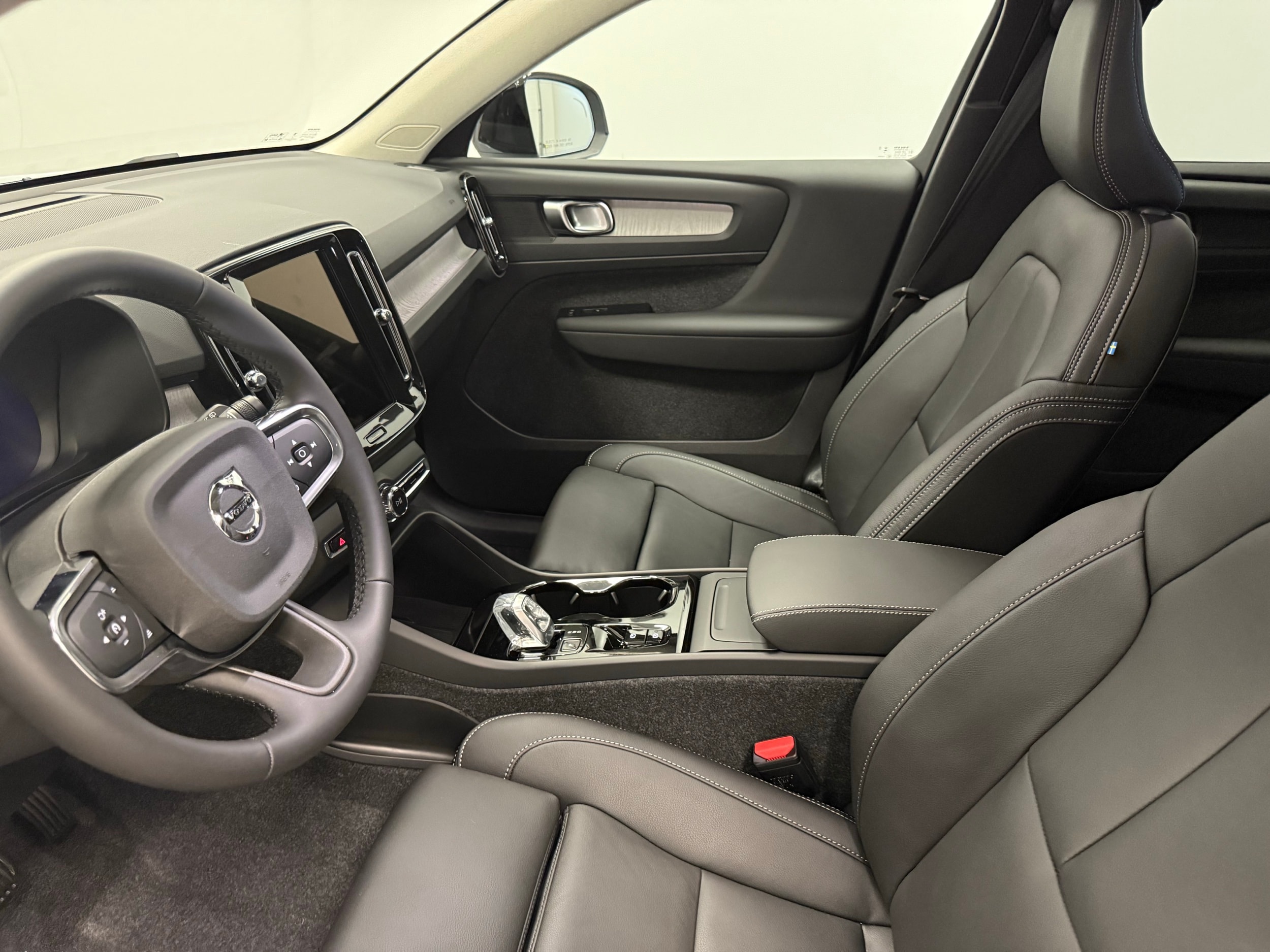 new 2026 Volvo XC40 car, priced at $50,150