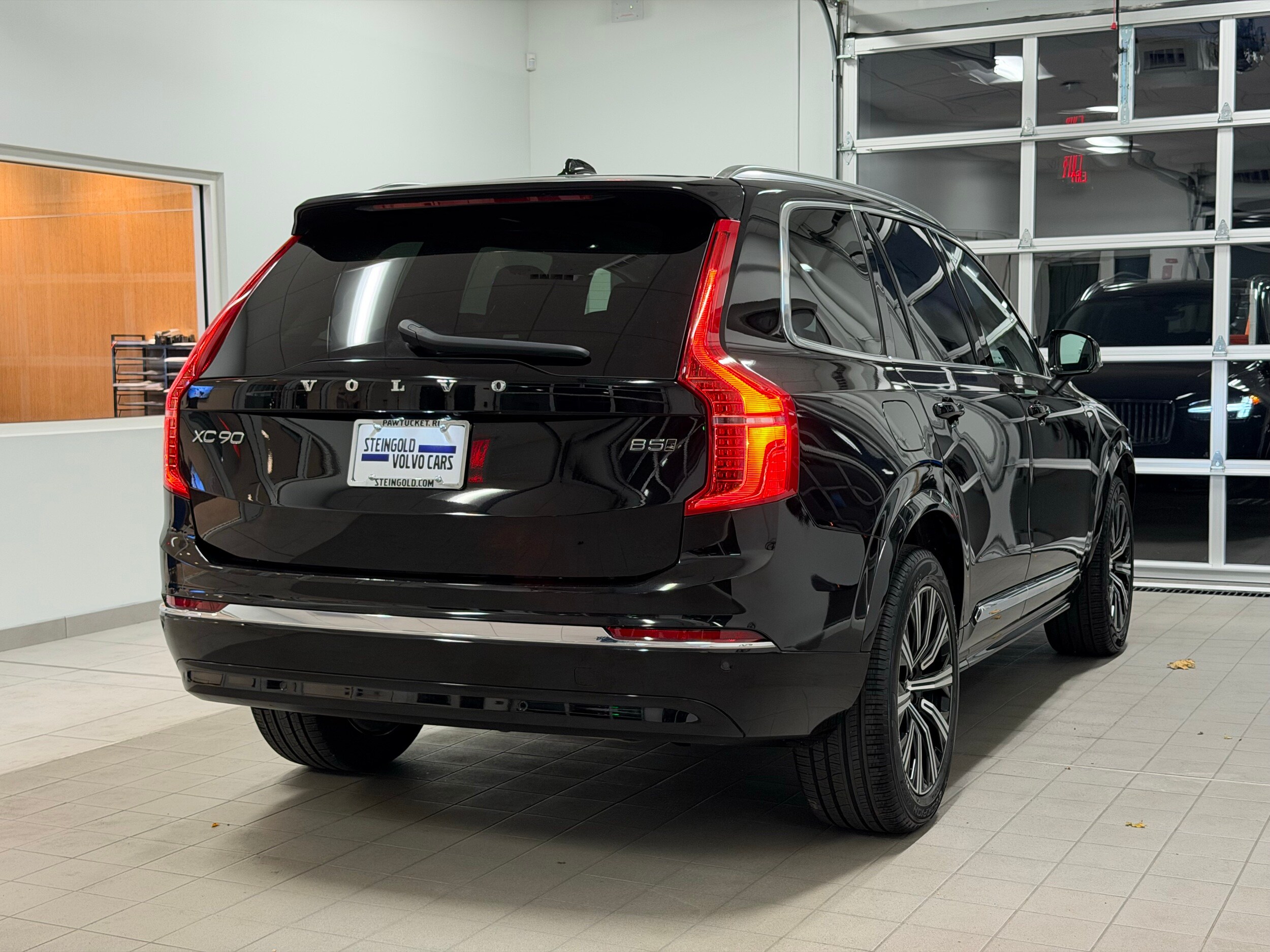 used 2025 Volvo XC90 car, priced at $44,900