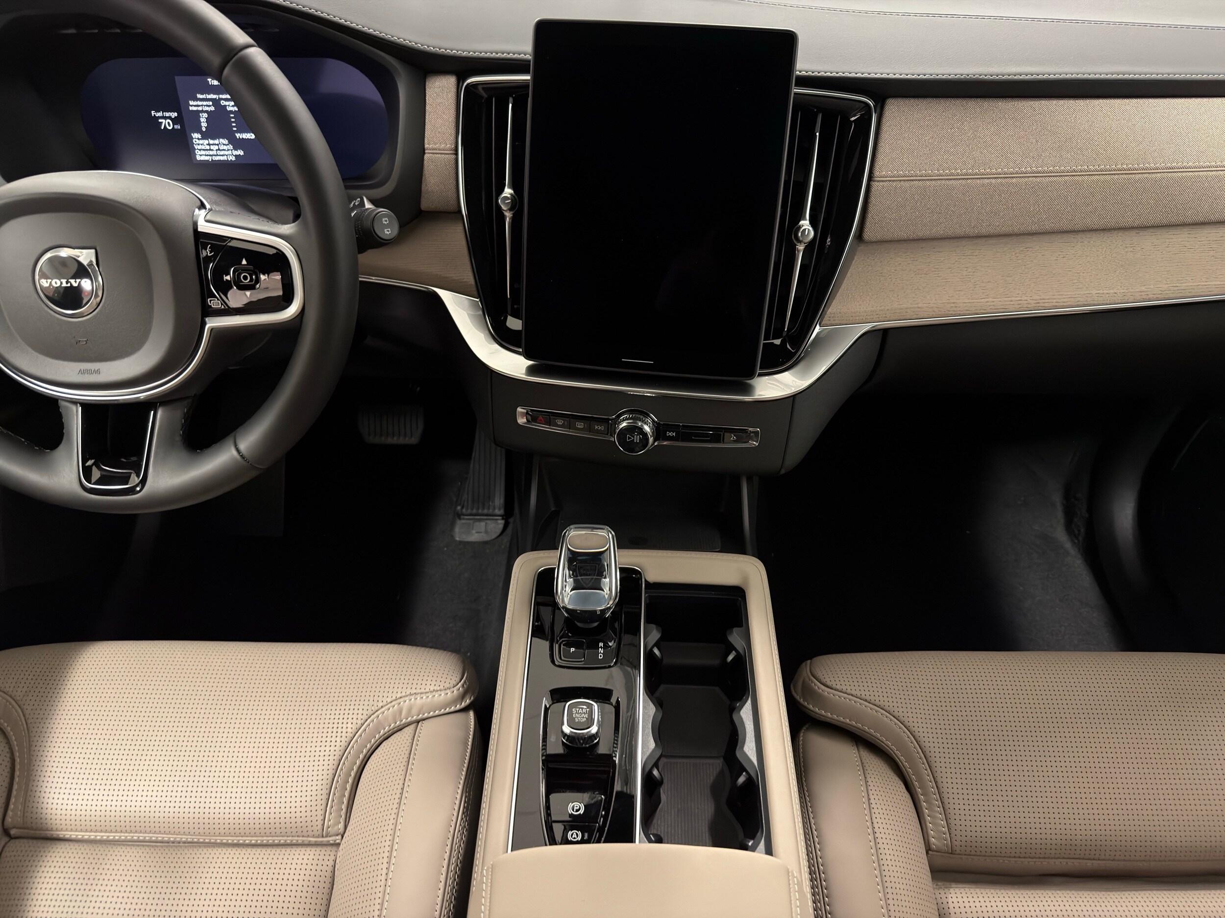 new 2026 Volvo XC90 car, priced at $77,330