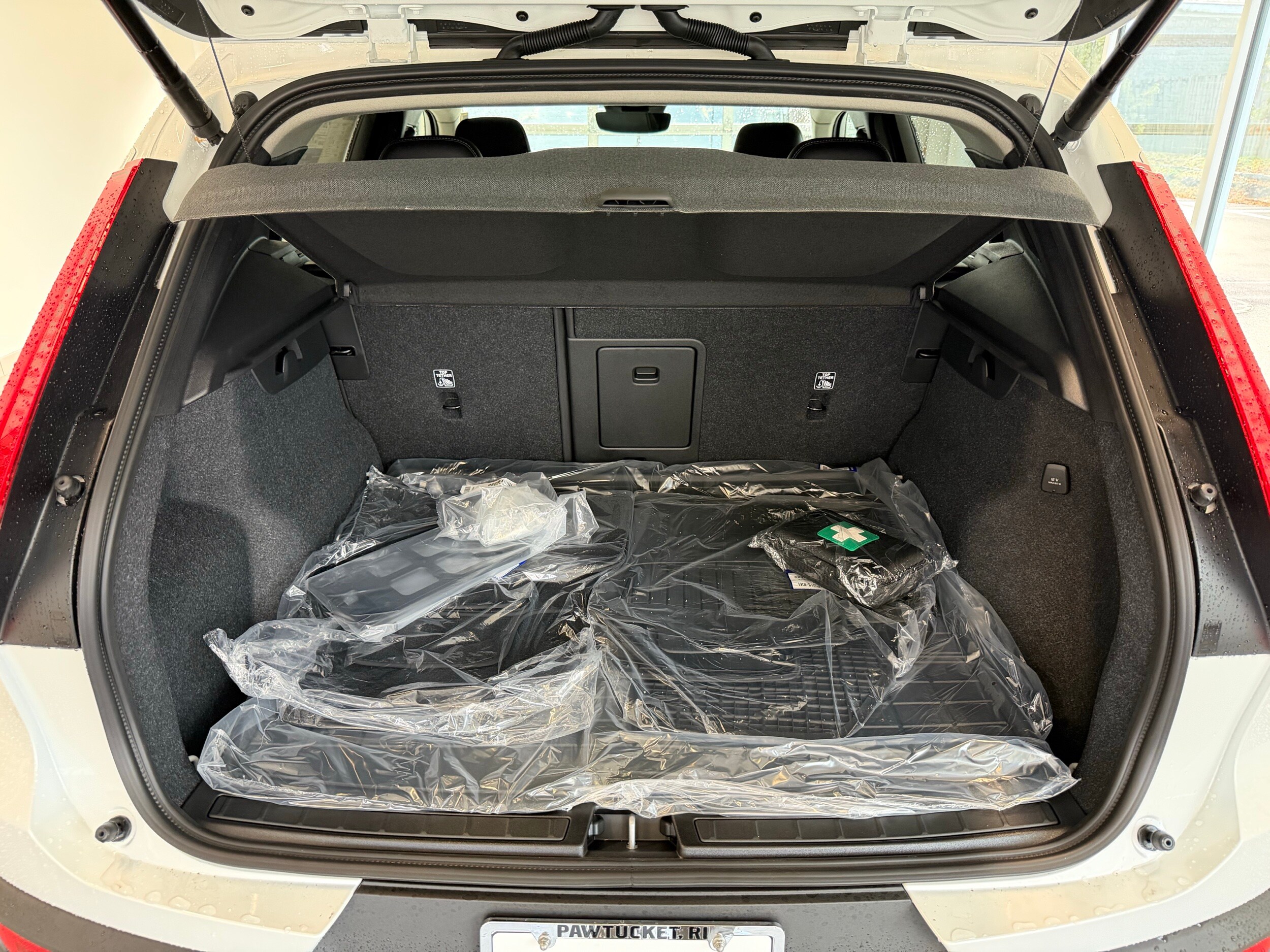 new 2026 Volvo XC40 car, priced at $50,150