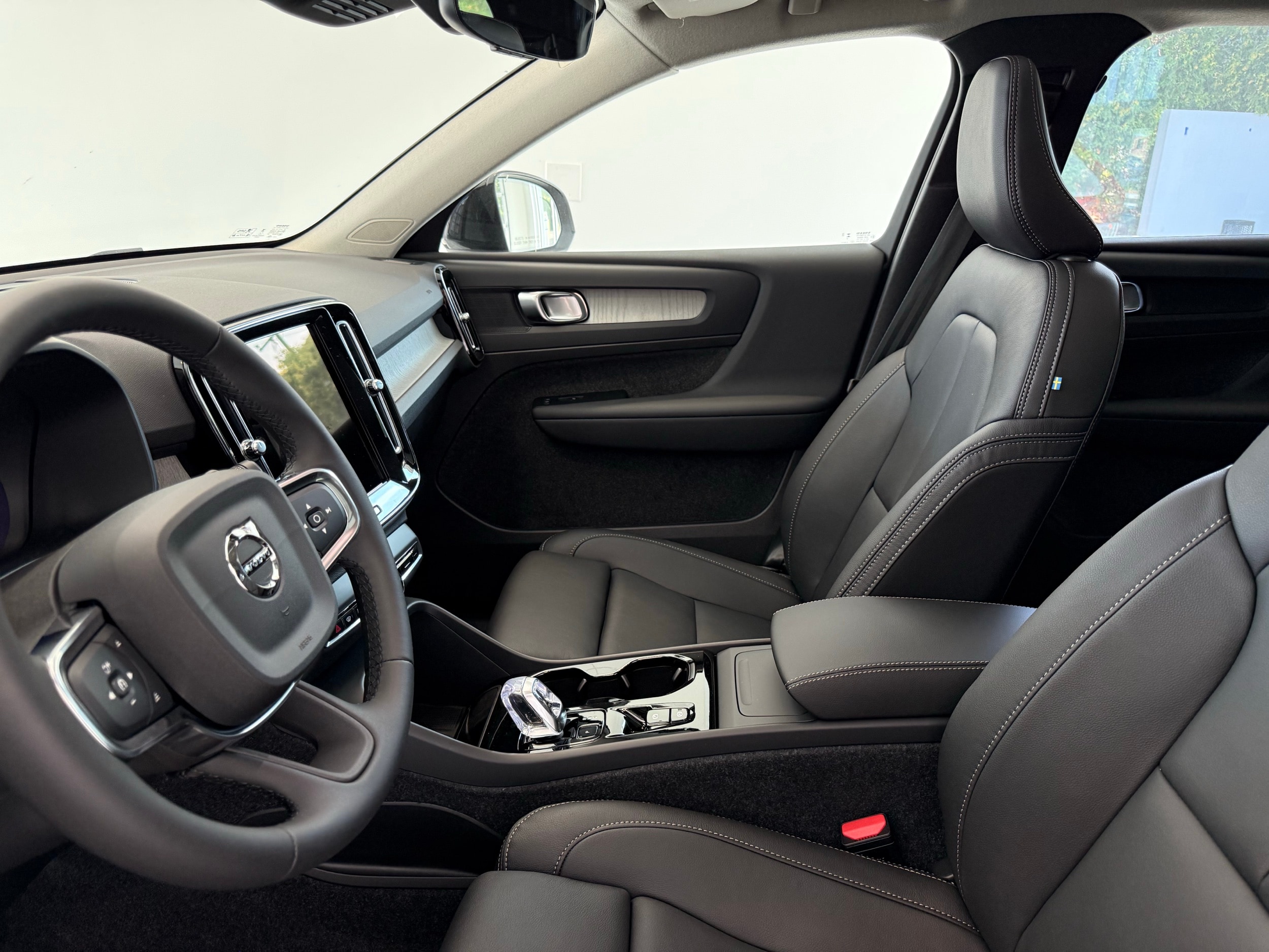 new 2026 Volvo XC40 car, priced at $50,150