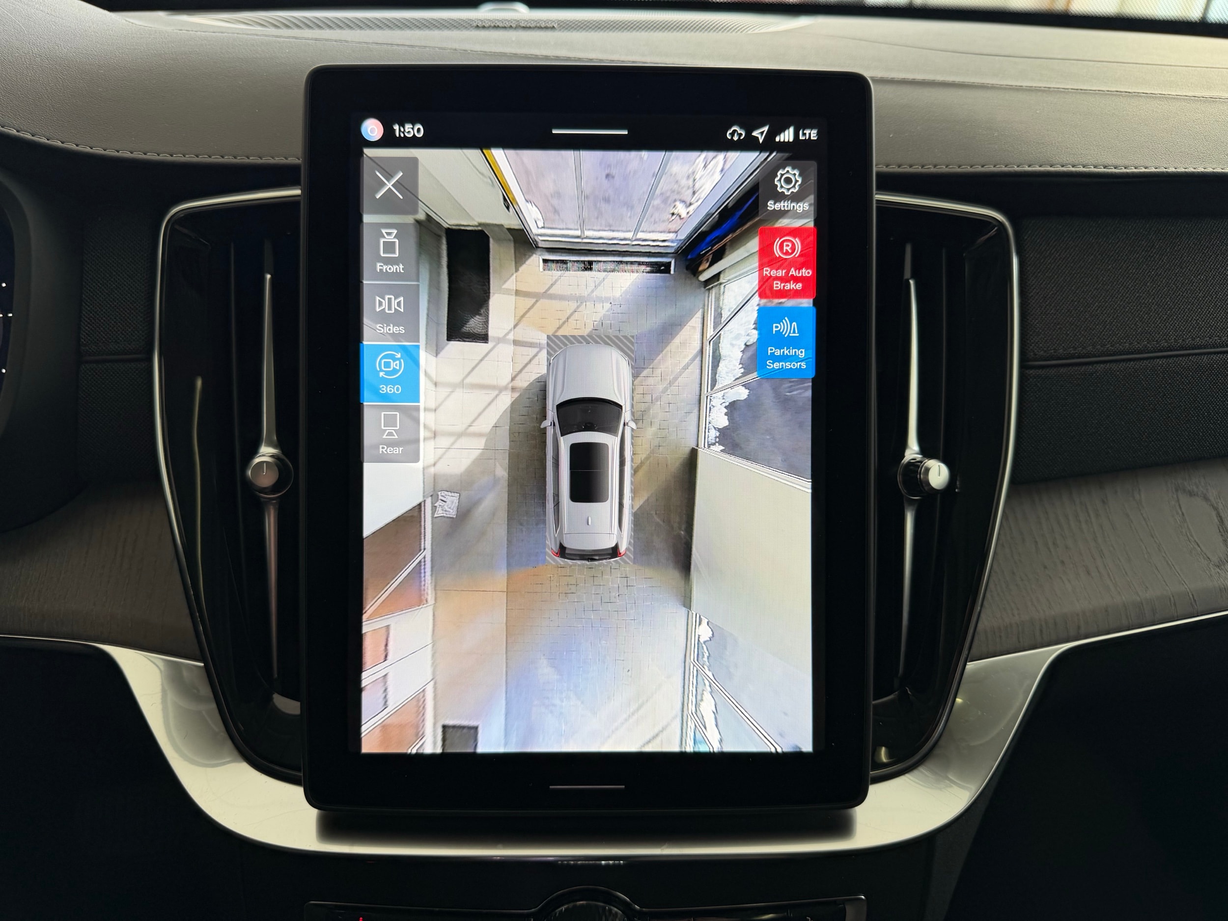 new 2026 Volvo XC90 plug-in hybrid car, priced at $86,000