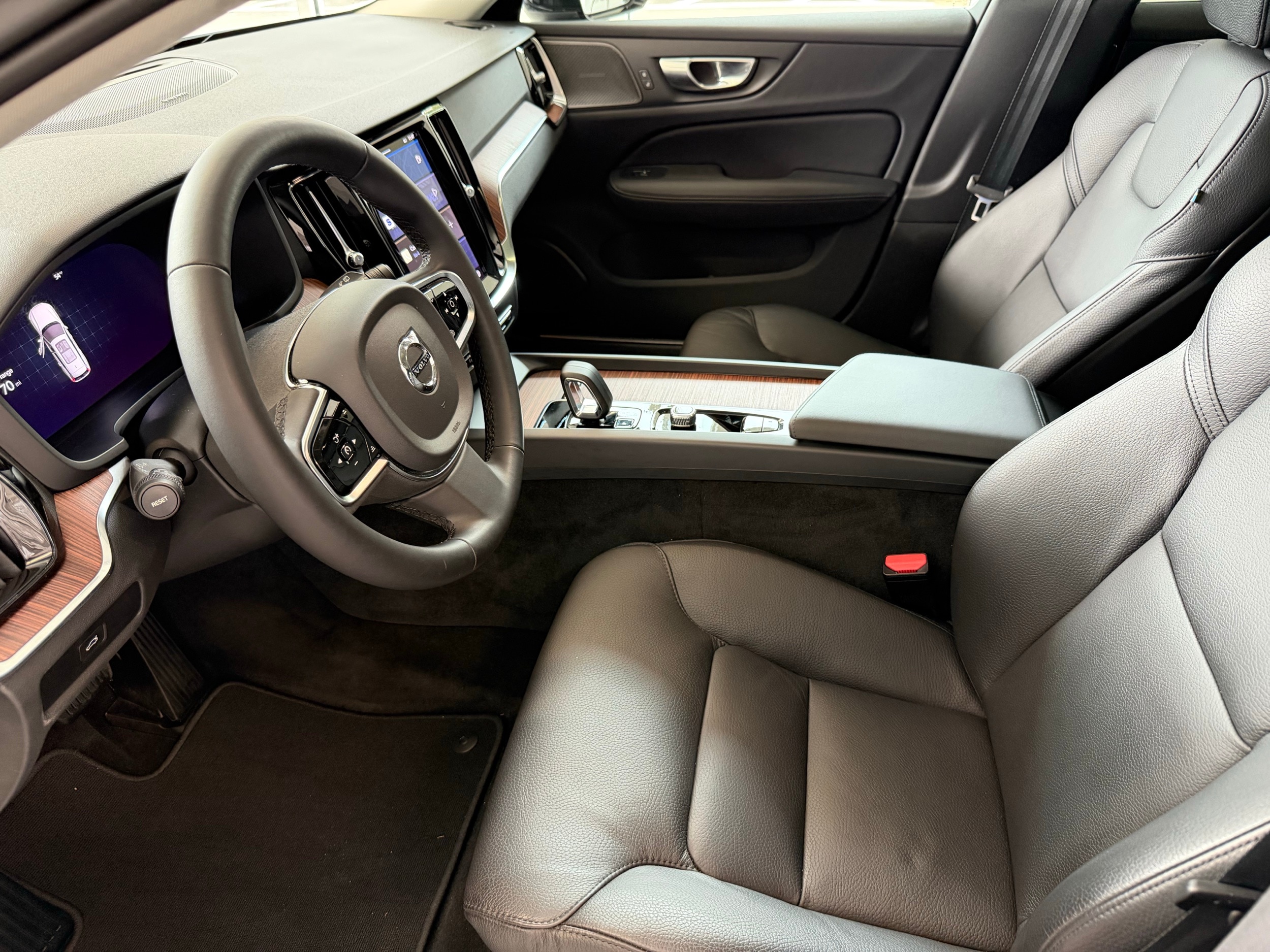 used 2024 Volvo V60 Cross Country car, priced at $39,200