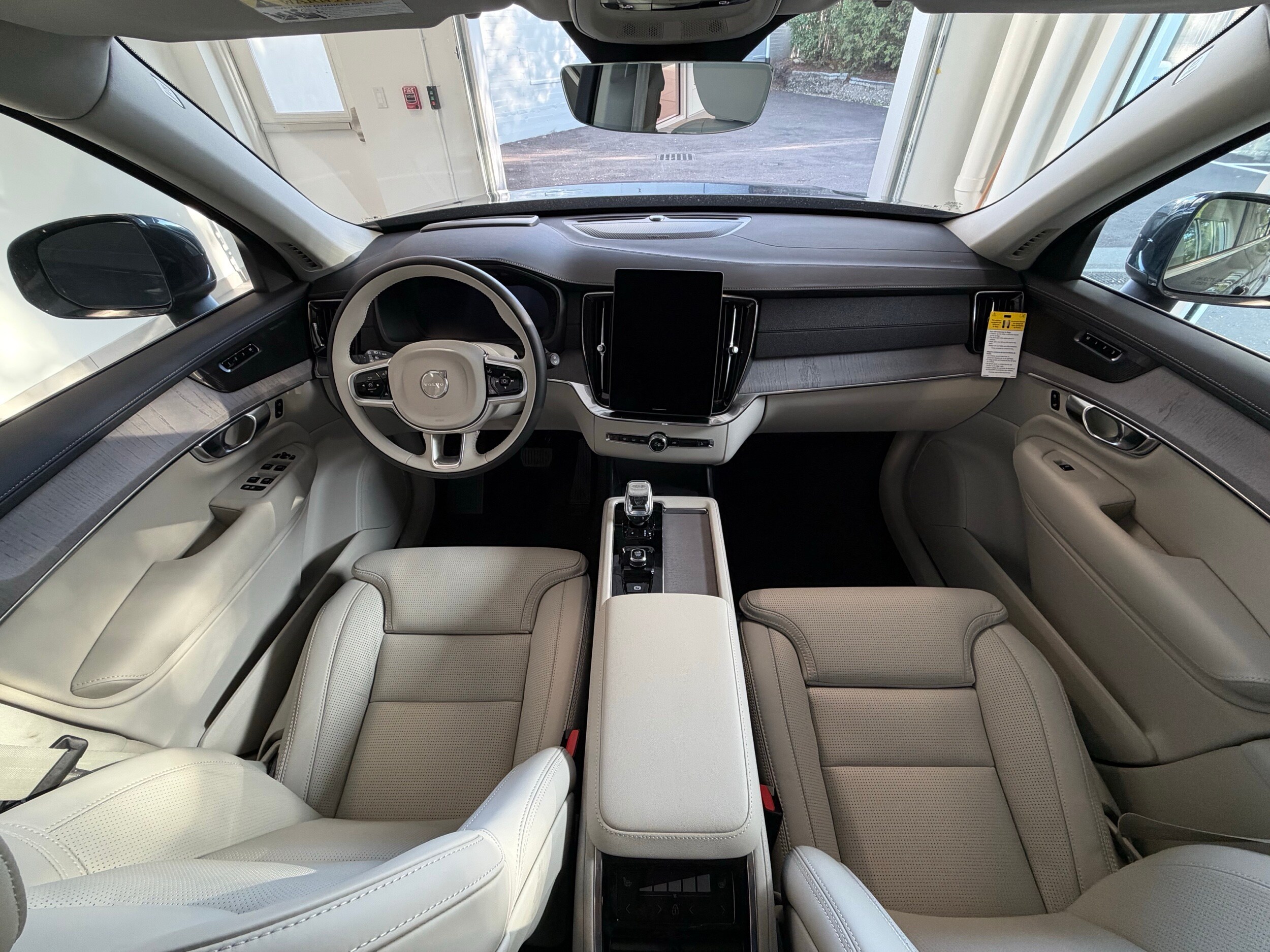 new 2026 Volvo XC90 car, priced at $75,155