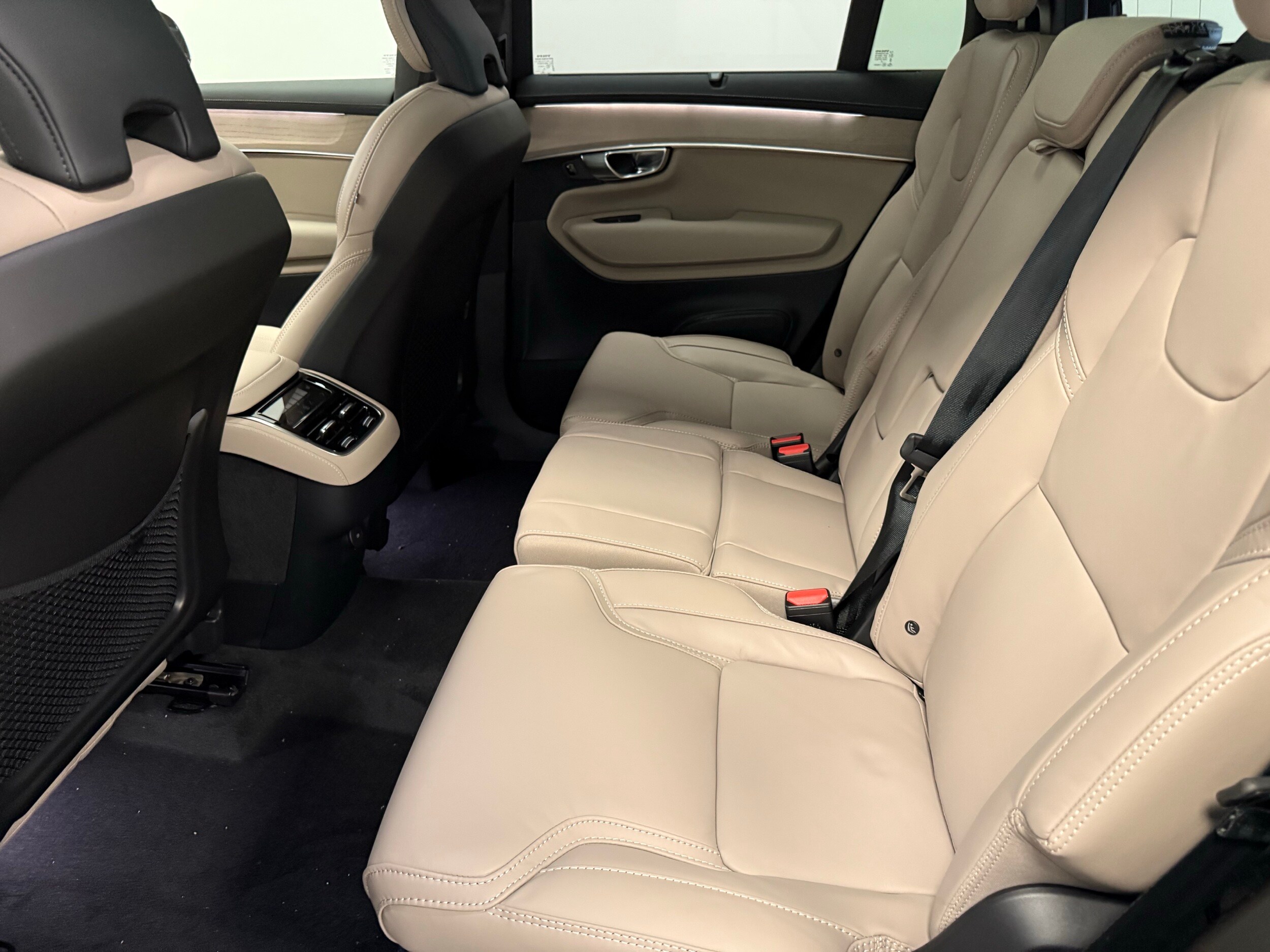 new 2026 Volvo XC90 car, priced at $75,950