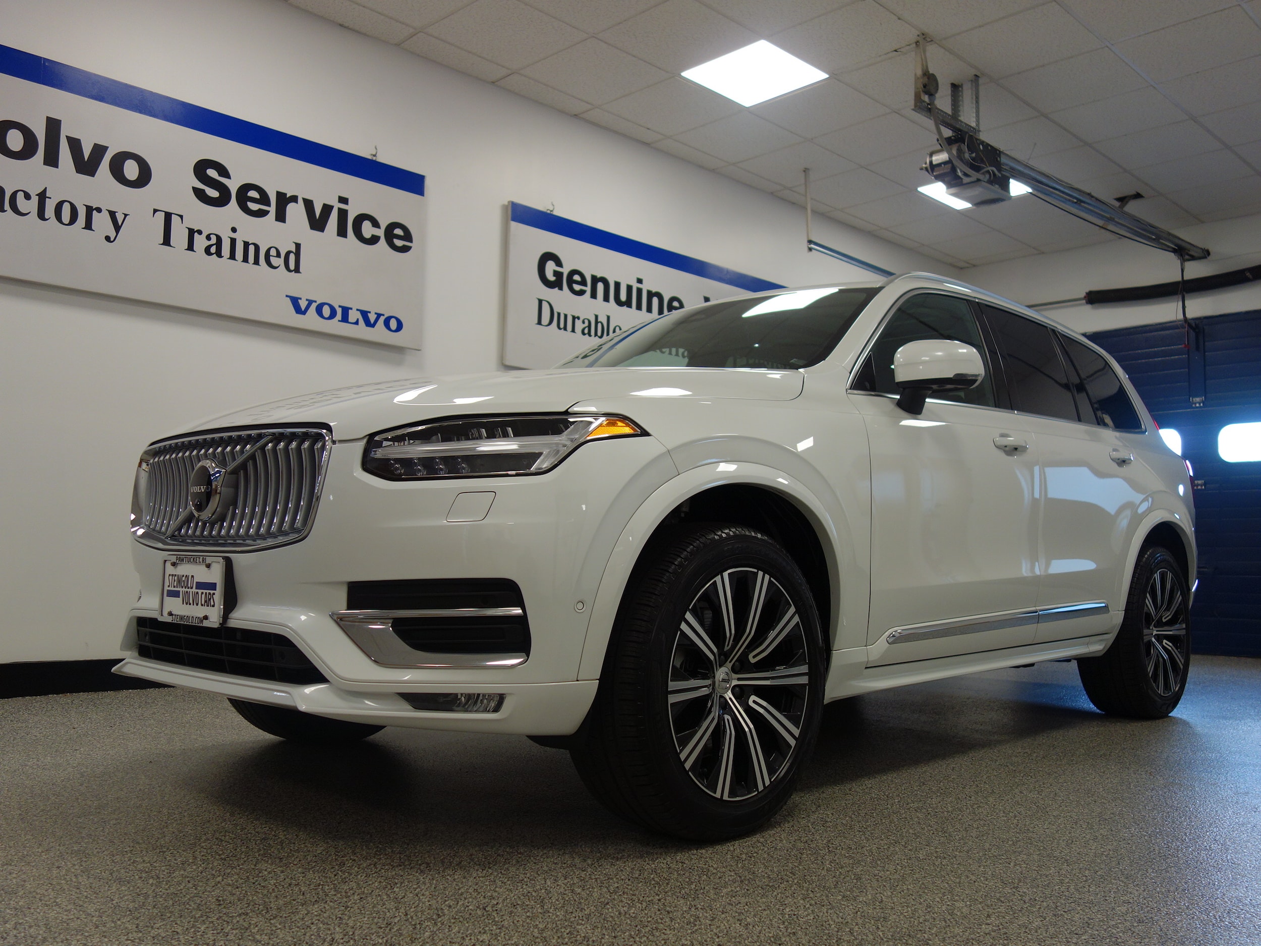 Certified 2023 Volvo XC90 Plus with VIN YV4062PN4P1902342 for sale in Pawtucket, RI