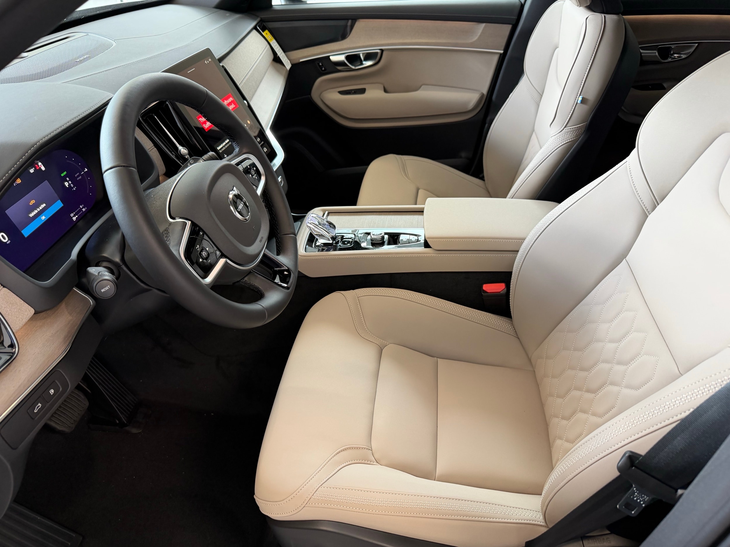 new 2026 Volvo XC90 plug-in hybrid car, priced at $84,180