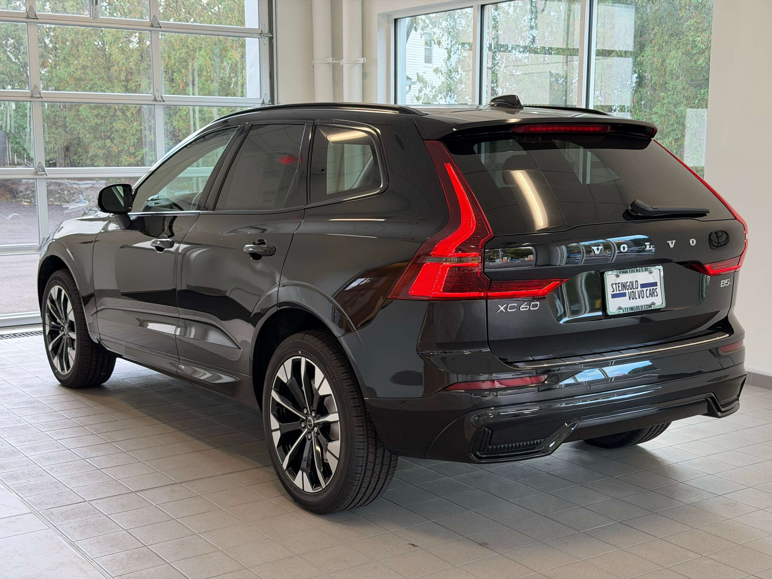 new 2026 Volvo XC60 car, priced at $57,985