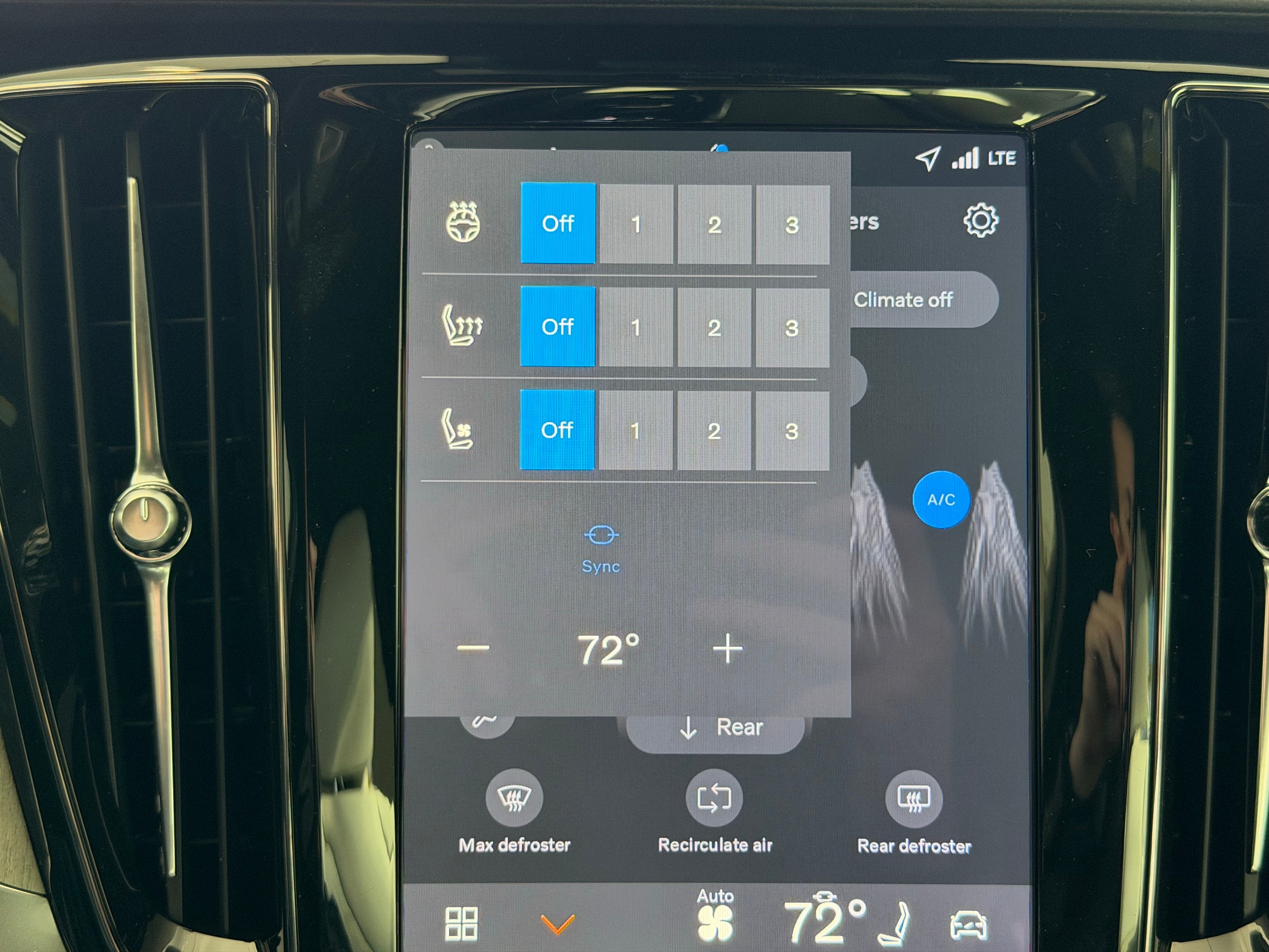 new 2026 Volvo V60 Cross Country car, priced at $62,145