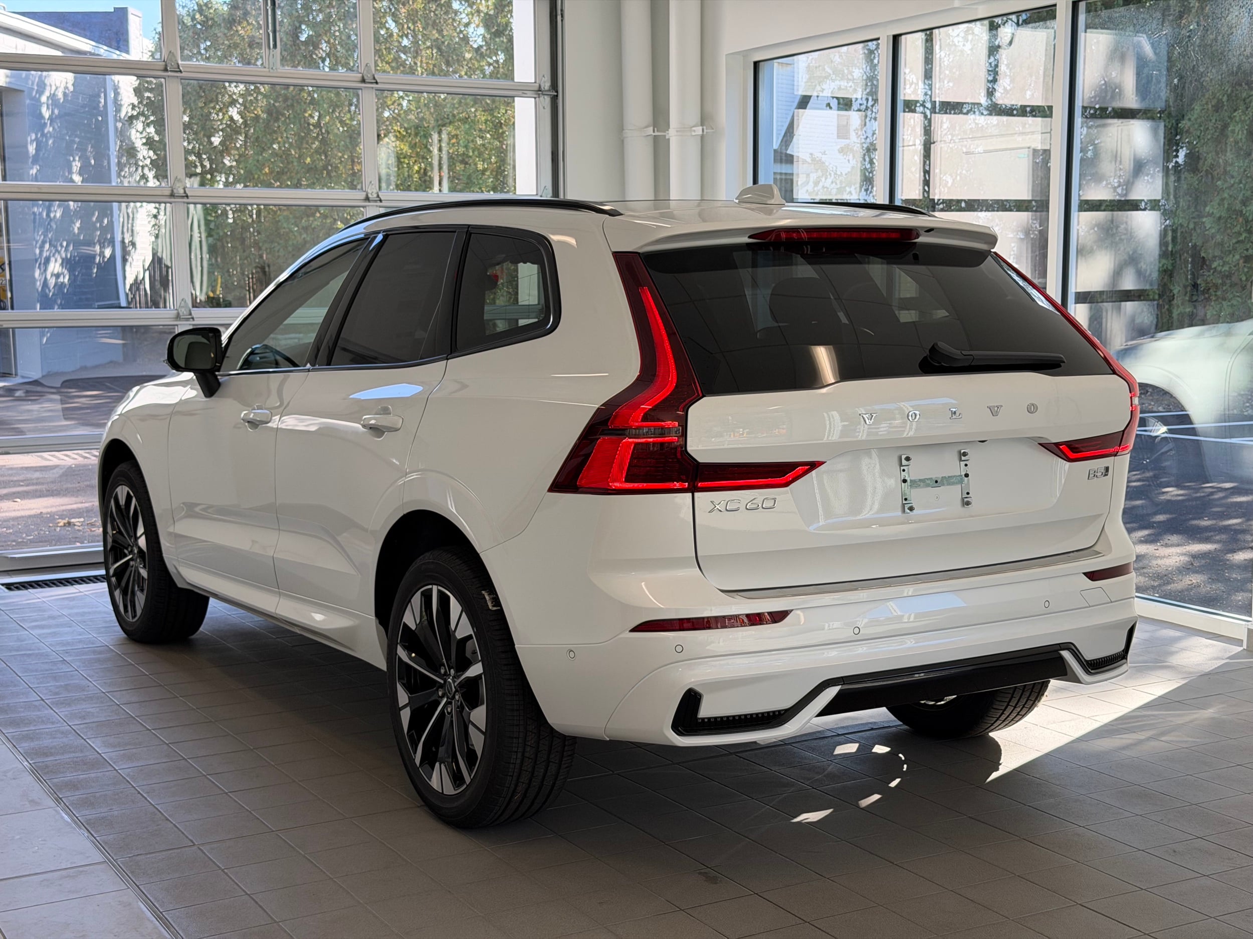 new 2026 Volvo XC60 car, priced at $57,985