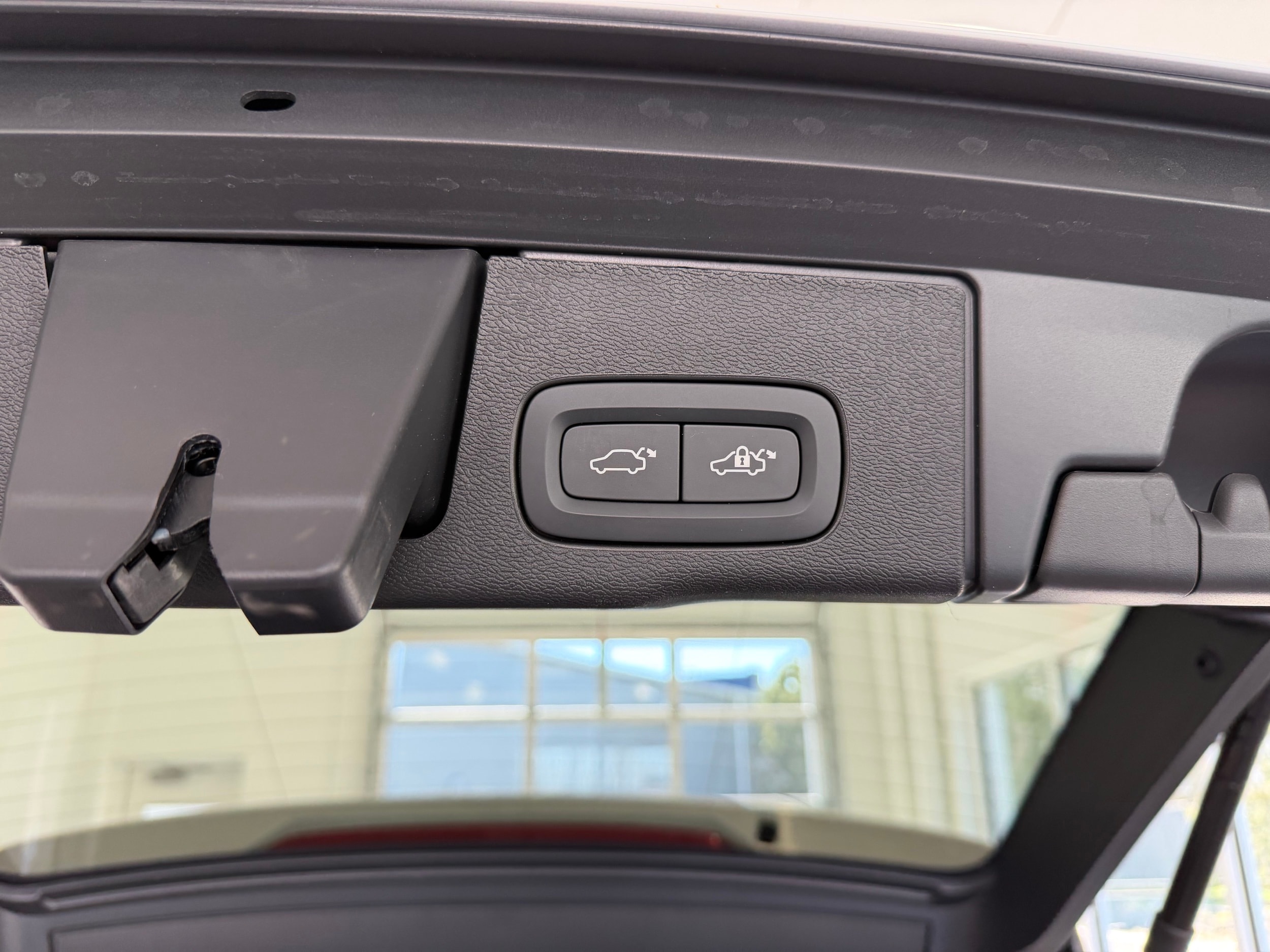 used 2025 Volvo XC60 car, priced at $43,500