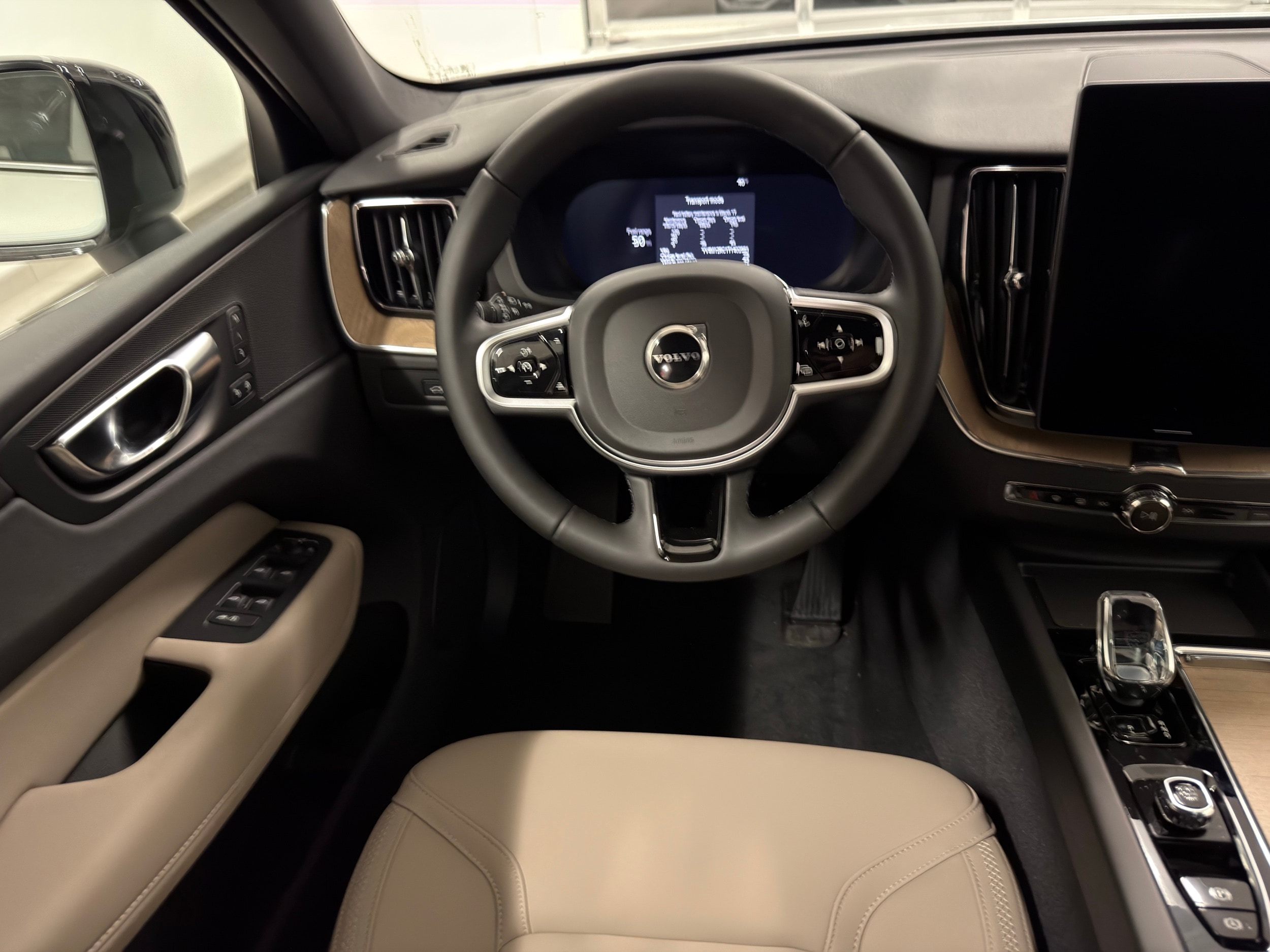 new 2026 Volvo XC60 car, priced at $57,985