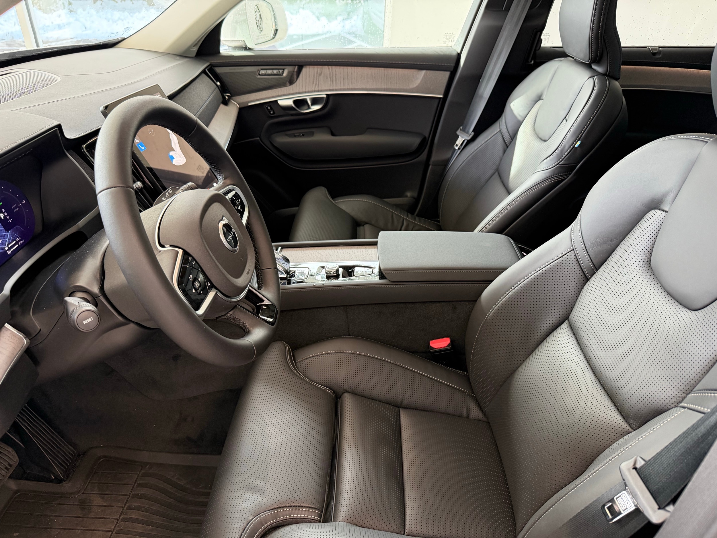 new 2026 Volvo XC90 plug-in hybrid car, priced at $86,000