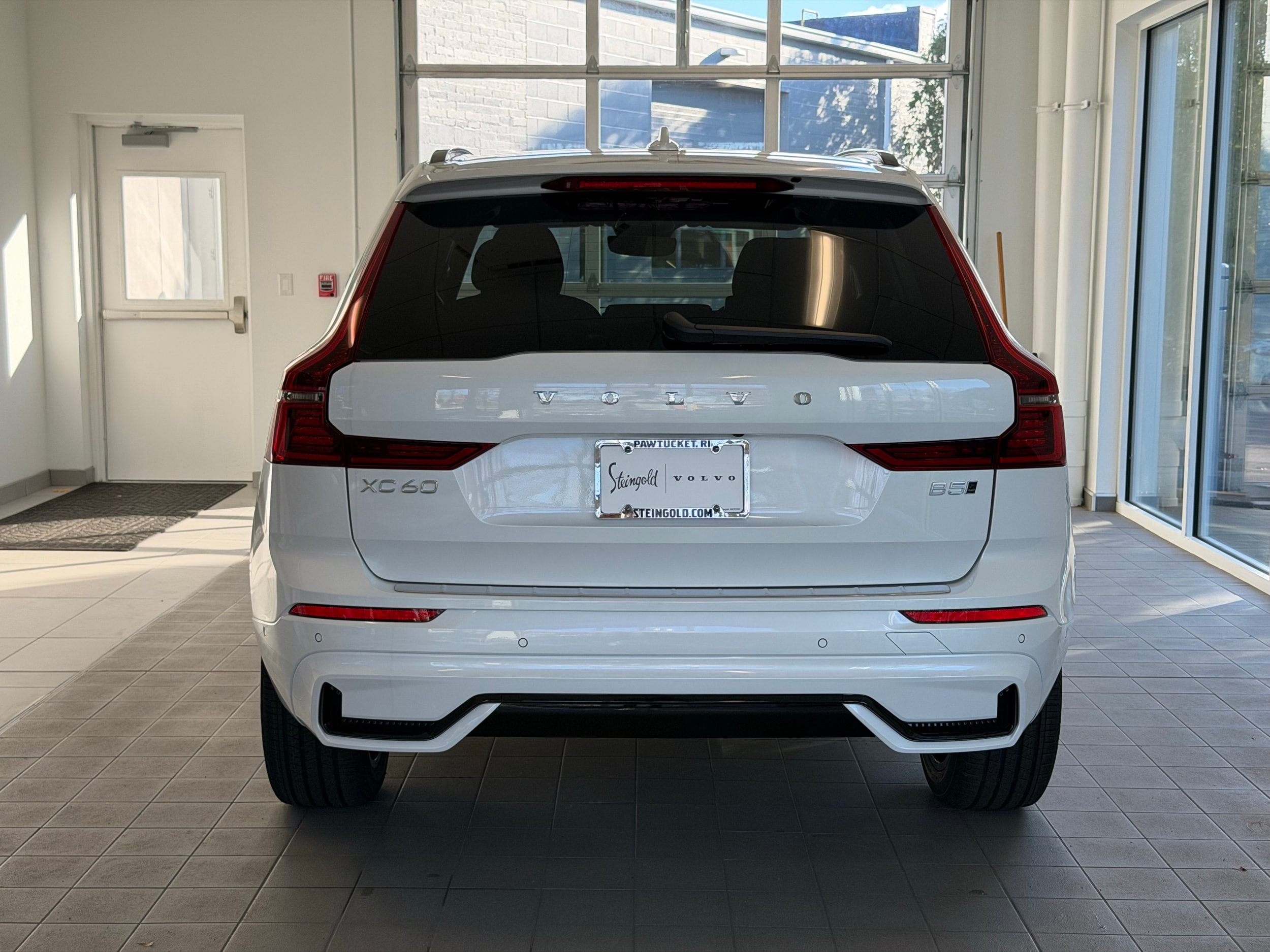 new 2026 Volvo XC60 car, priced at $57,985