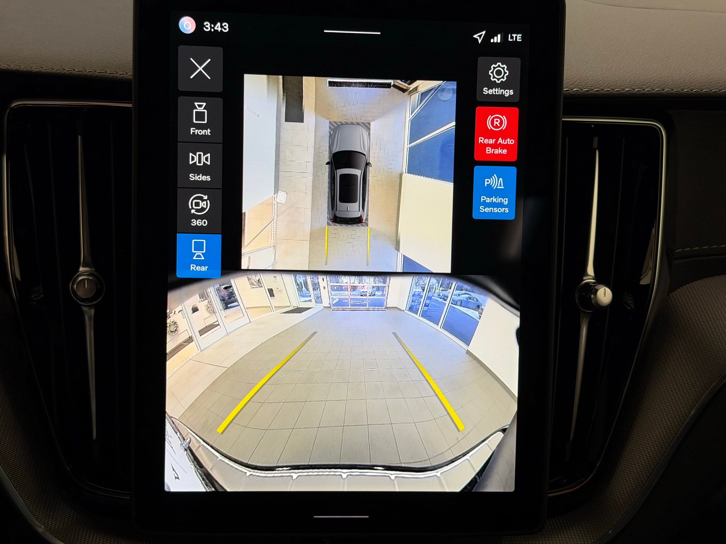 new 2026 Volvo XC60 plug-in hybrid car, priced at $84,265