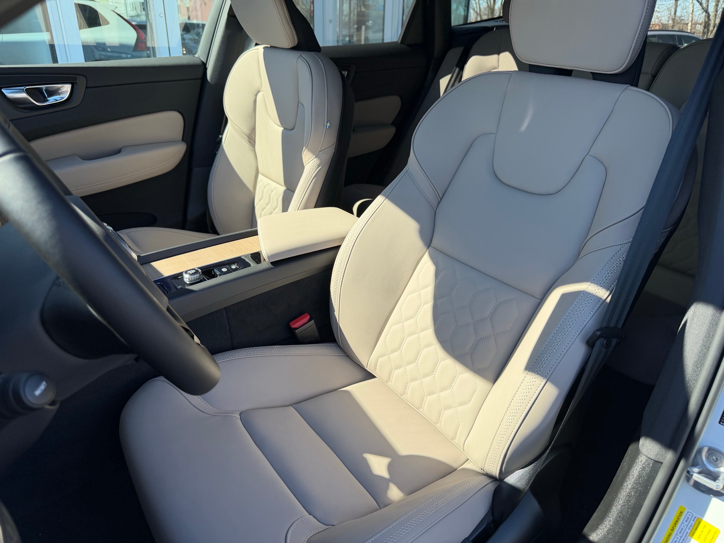 new 2026 Volvo XC60 plug-in hybrid car, priced at $69,405