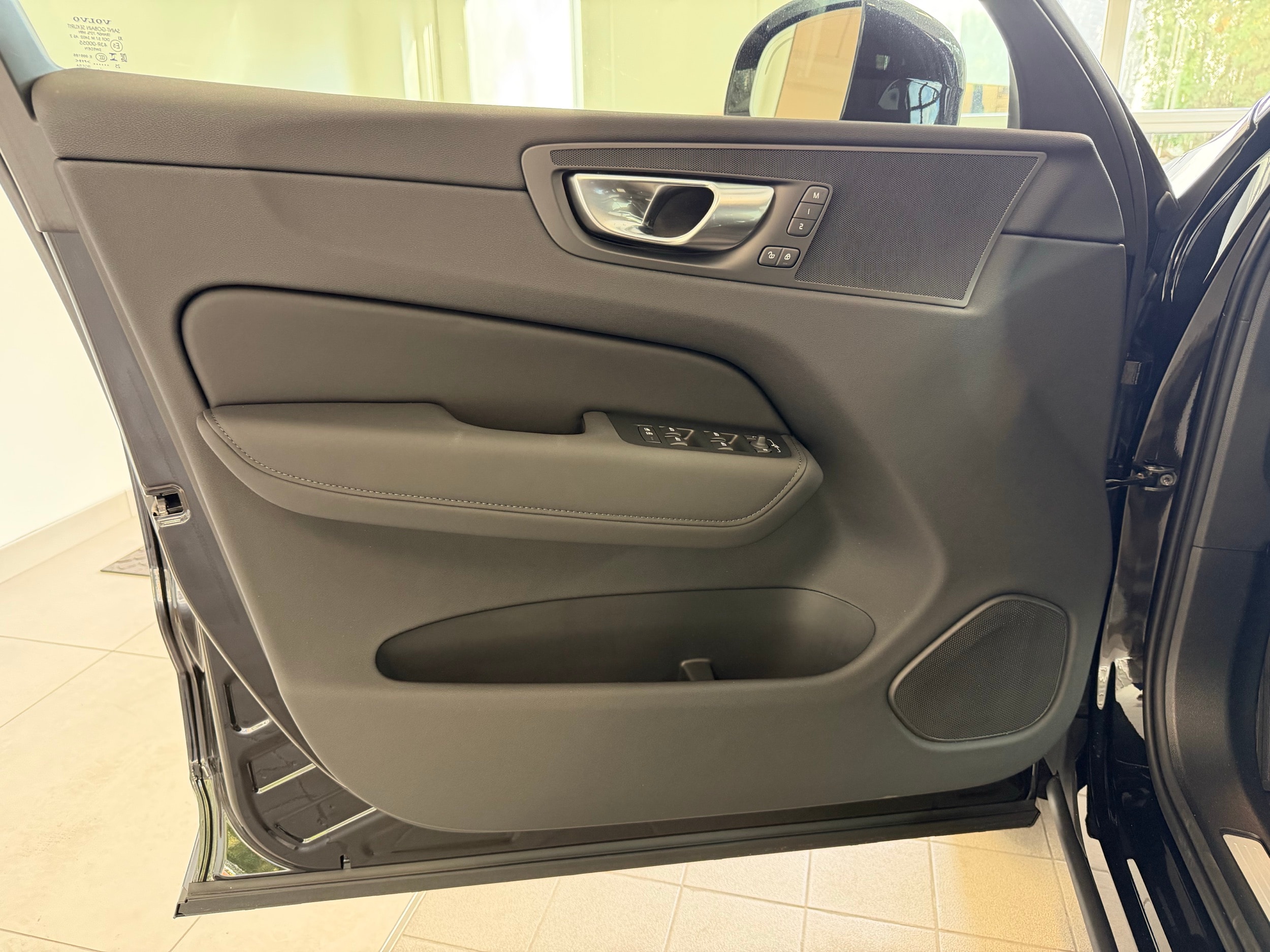 new 2026 Volvo XC60 car, priced at $57,985