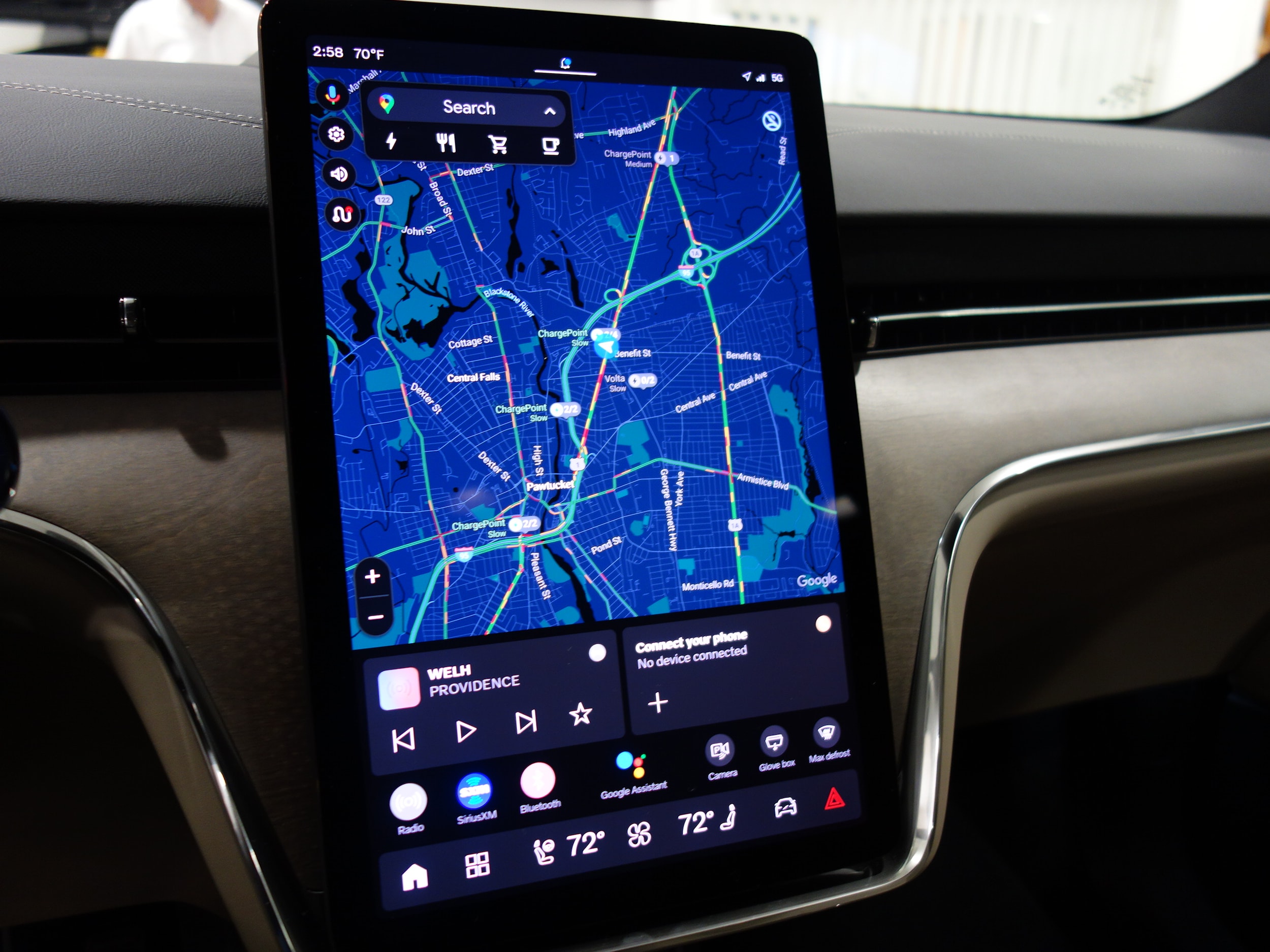 new 2025 Volvo EX90 car, priced at $90,140