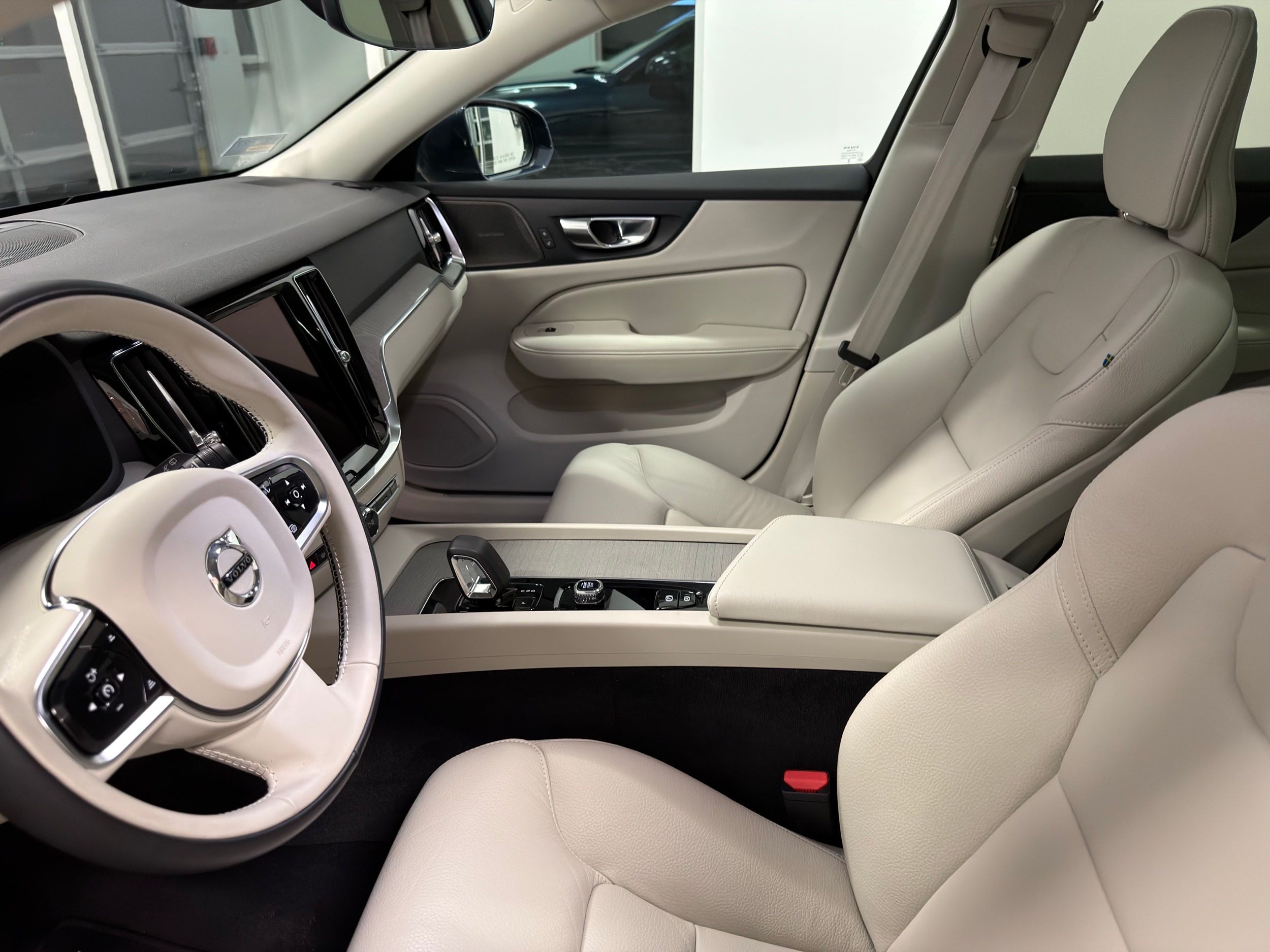 used 2025 Volvo V60 Cross Country car, priced at $41,500