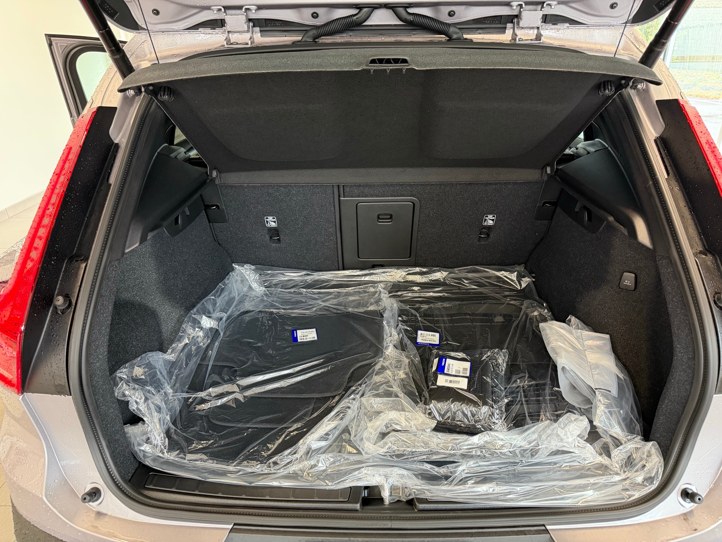 new 2026 Volvo XC40 car, priced at $50,150