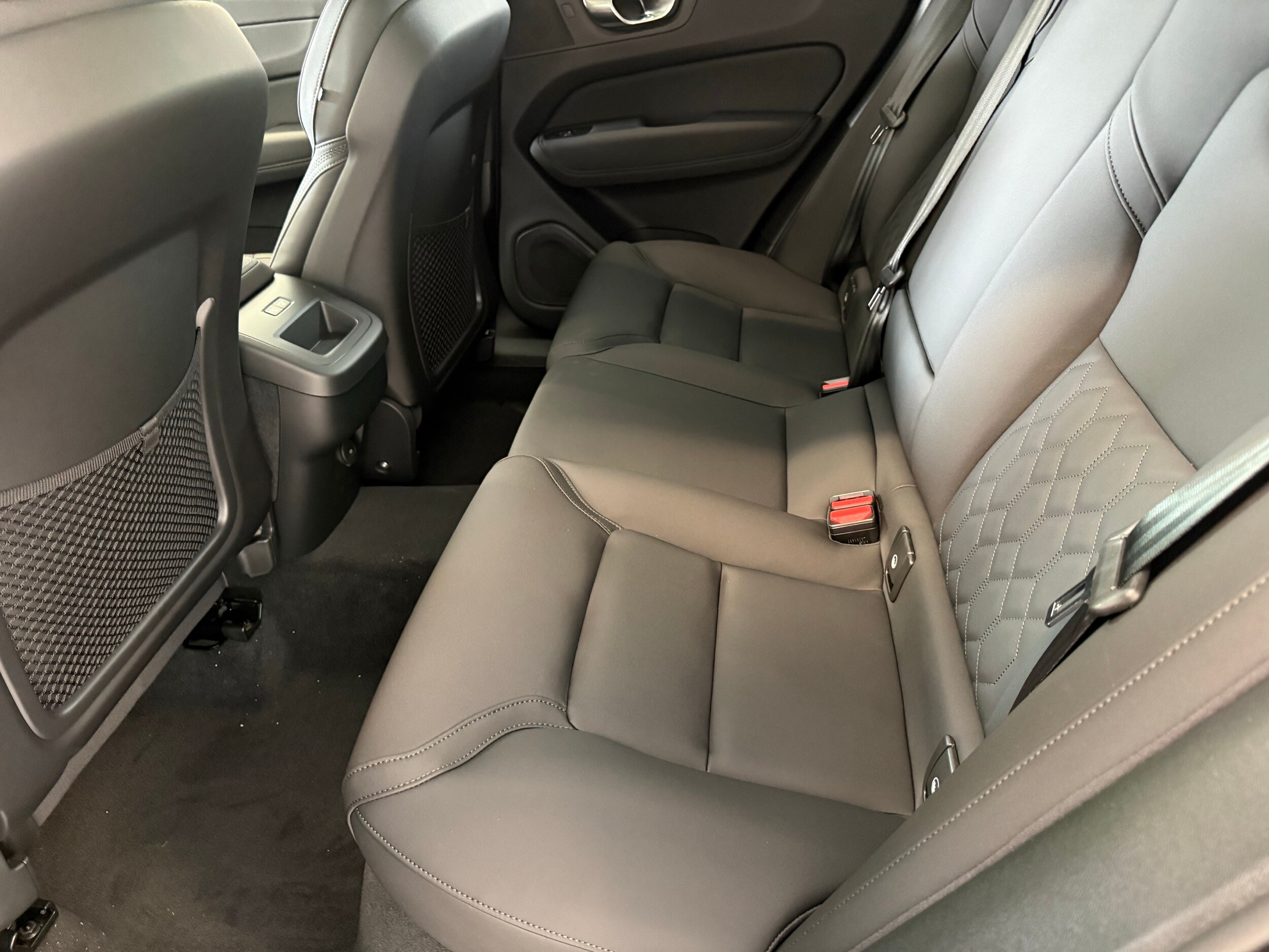 new 2026 Volvo XC60 car, priced at $57,985