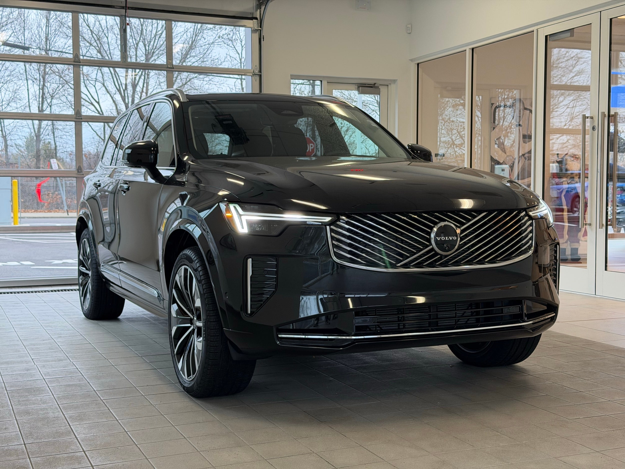 used 2025 Volvo XC90 car, priced at $57,500
