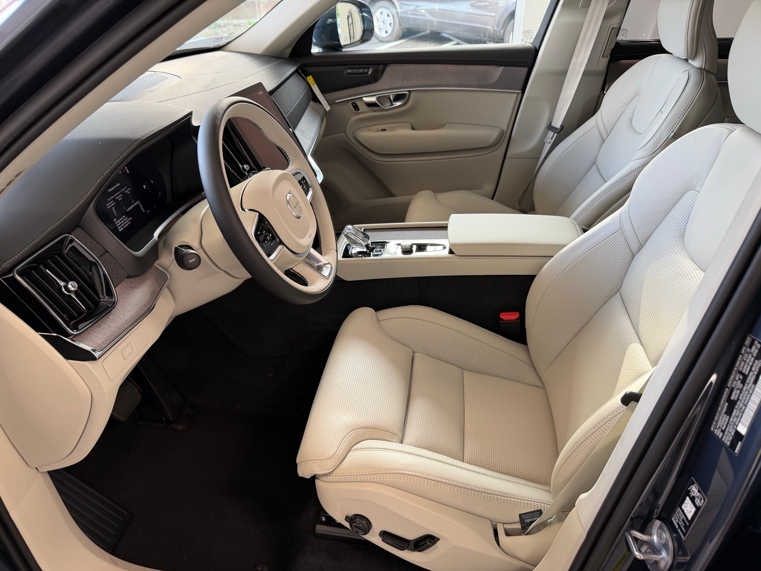 new 2026 Volvo XC90 car, priced at $75,155