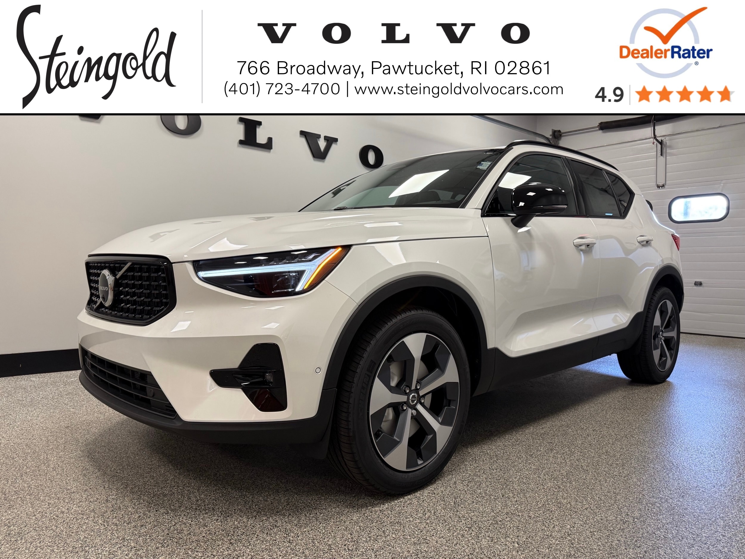 2026 Volvo XC40 Plus's photo