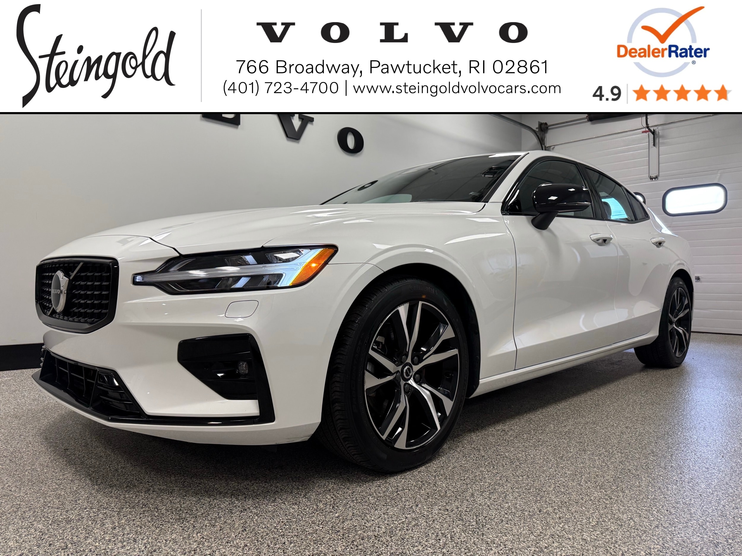 2025 Volvo S60 Sedan  2025 Volvo S60 Sedan