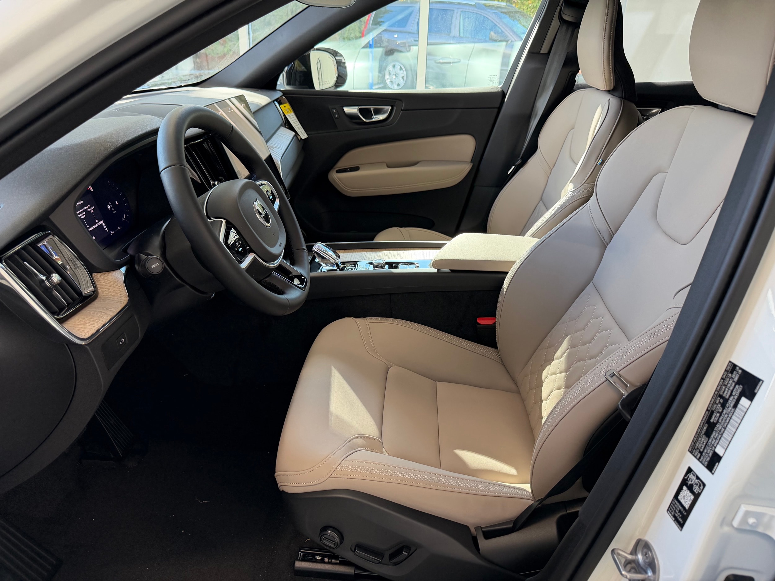 new 2026 Volvo XC60 car, priced at $57,985