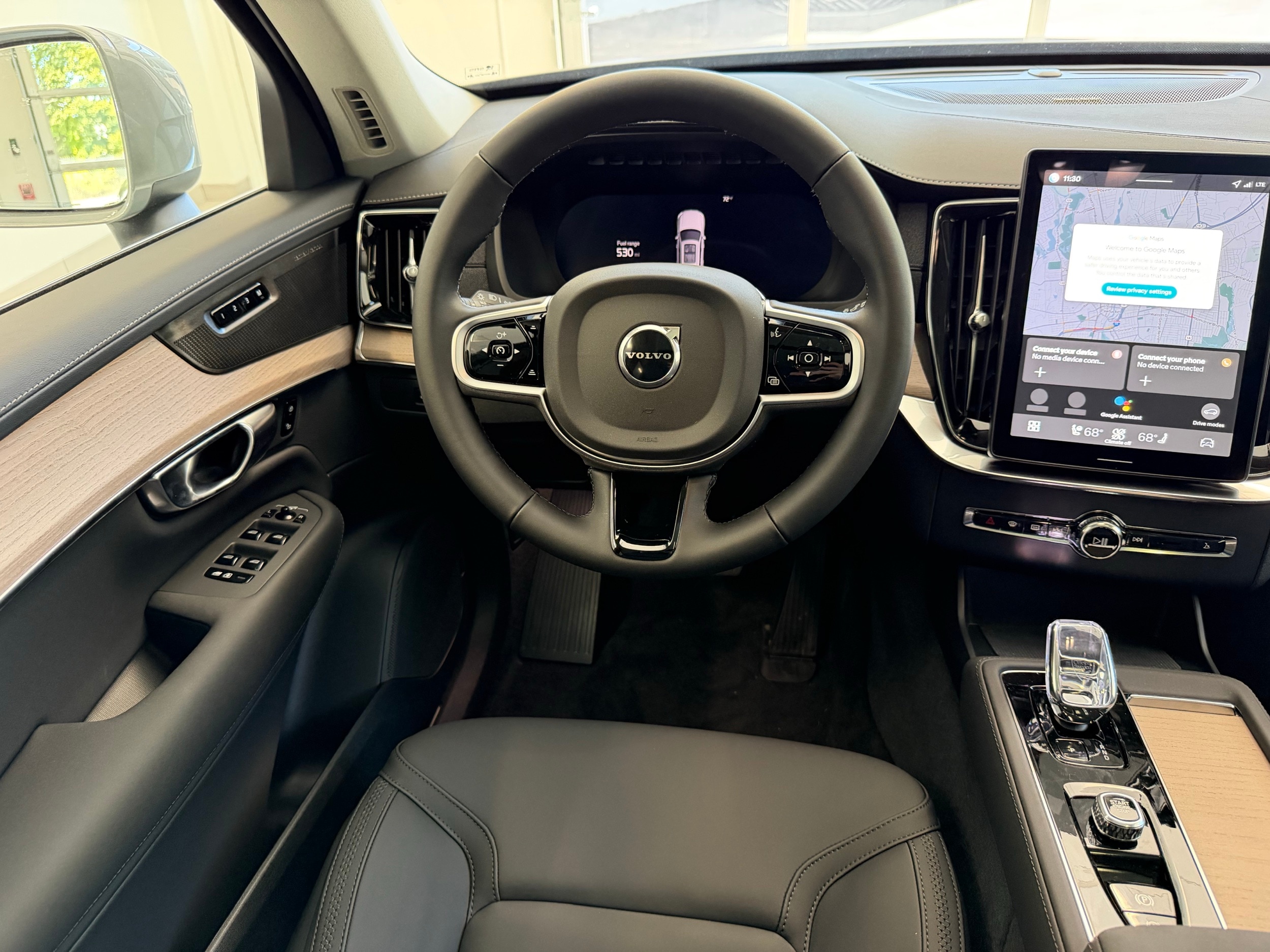 2026 Volvo XC90 Plus - Photo 21