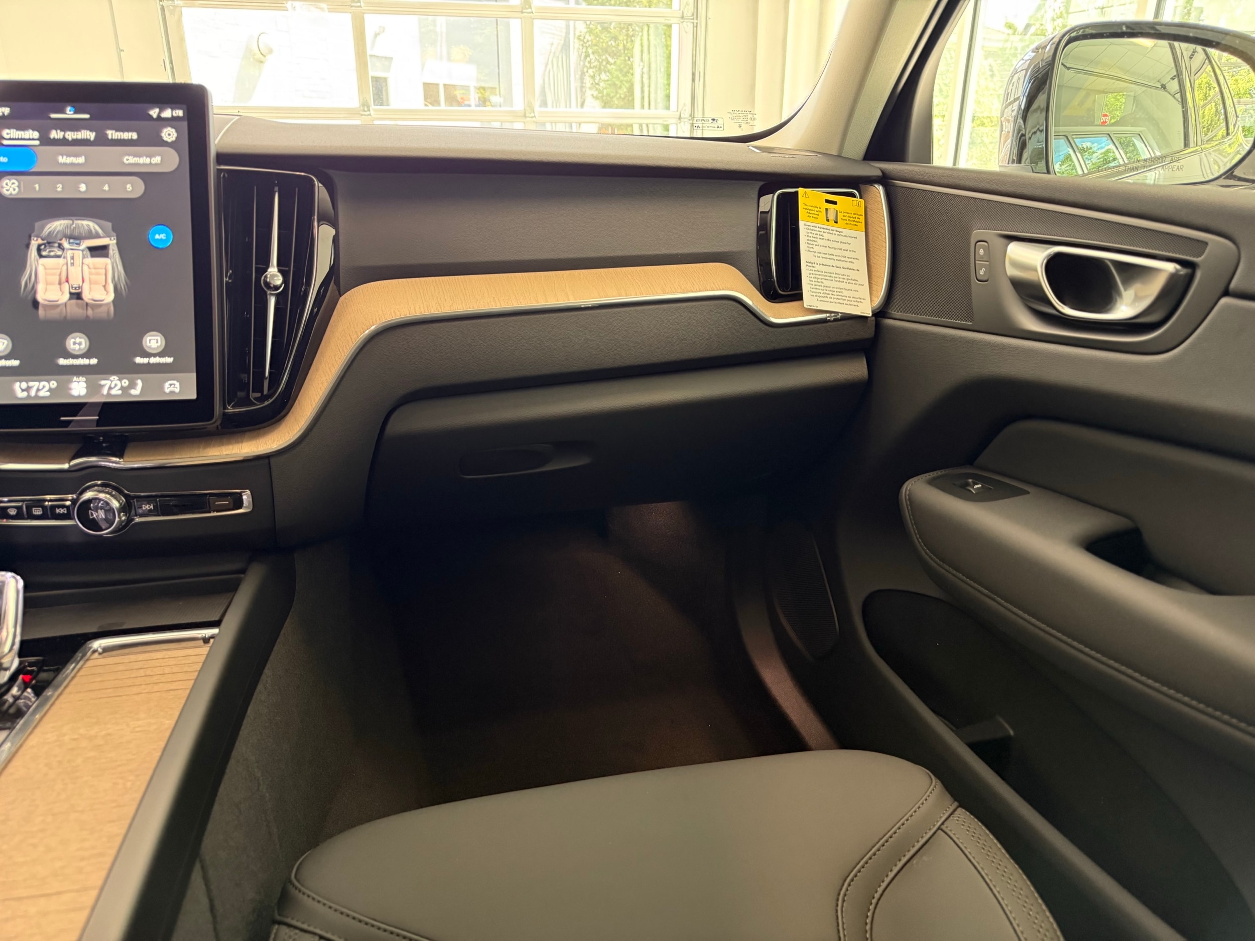 new 2026 Volvo XC60 car, priced at $57,985