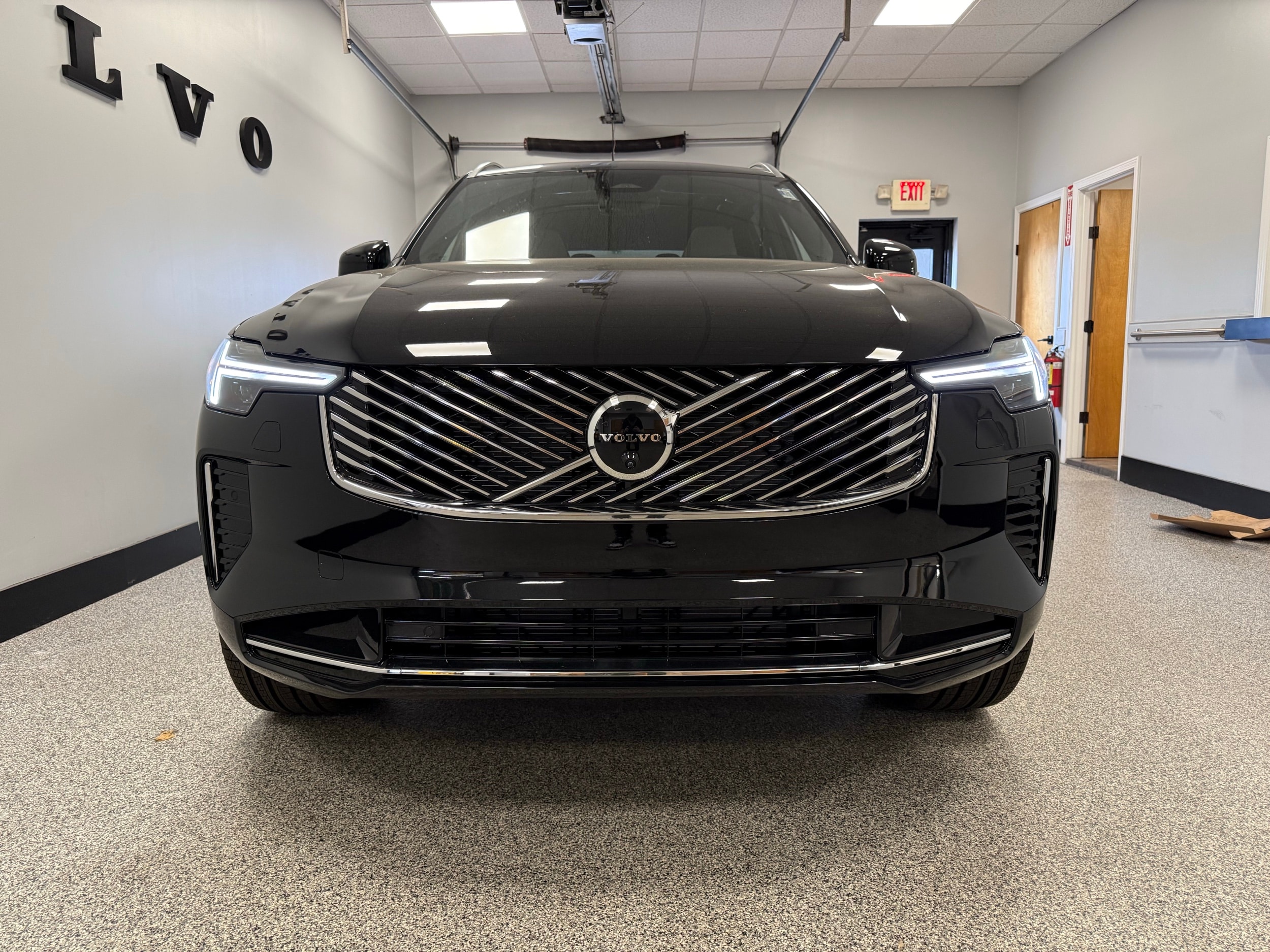 new 2026 Volvo XC90 car, priced at $75,950