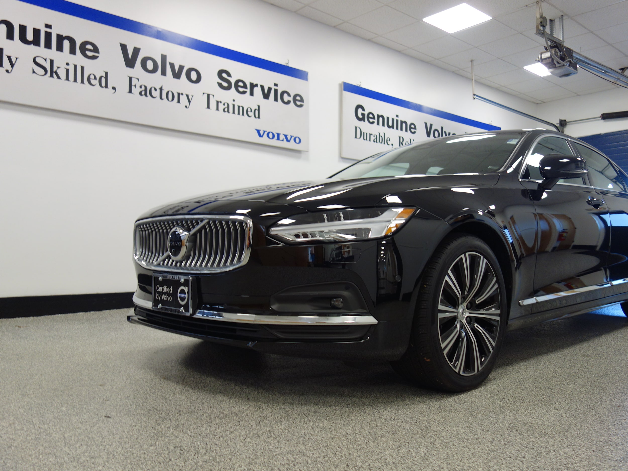 Certified 2023 Volvo S90 Plus with VIN LVY062MN8PP324579 for sale in Pawtucket, RI