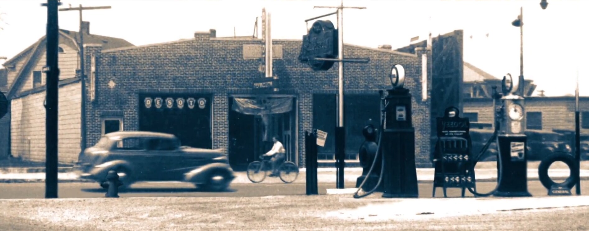 1894 × 744