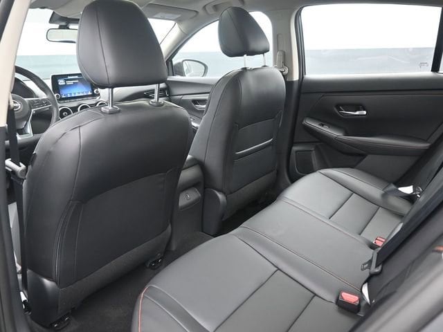 2025 Nissan Sentra SR - Photo 32