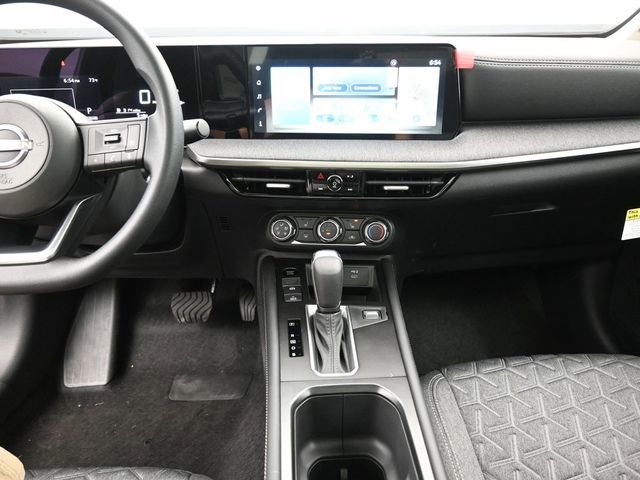 2025 Nissan Kicks SV AWD - Photo 19