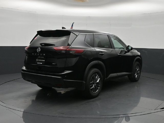 2026 Nissan Rogue S - Photo 6