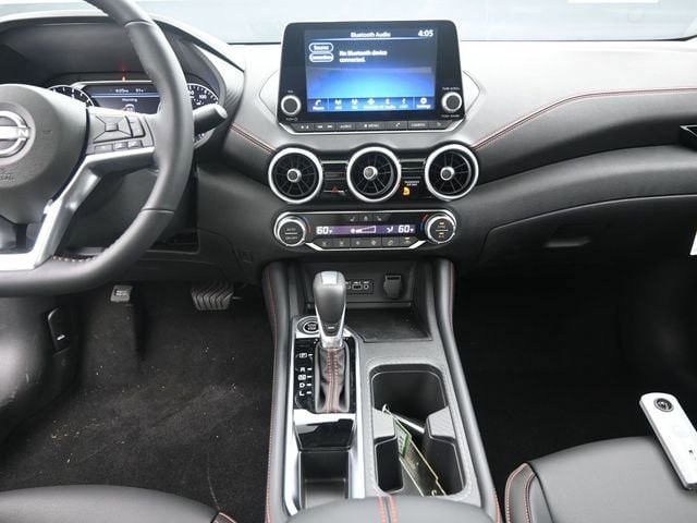 2025 Nissan Sentra SR - Photo 22
