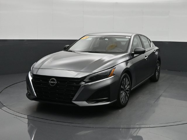 Used 2024 Nissan Altima SV with VIN 1N4BL4DVXRN320347 for sale in Cortlandt Manor, NY