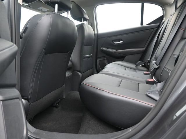 2025 Nissan Sentra SR - Photo 31