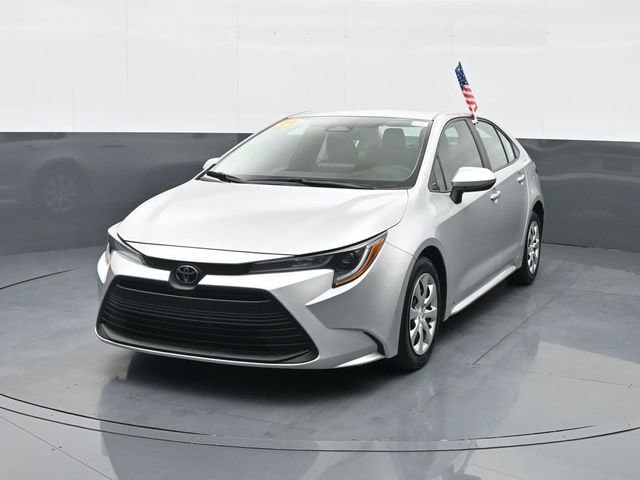 Used 2024 Toyota Corolla LE with VIN 5YFB4MDE5RP107090 for sale in Cortlandt Manor, NY