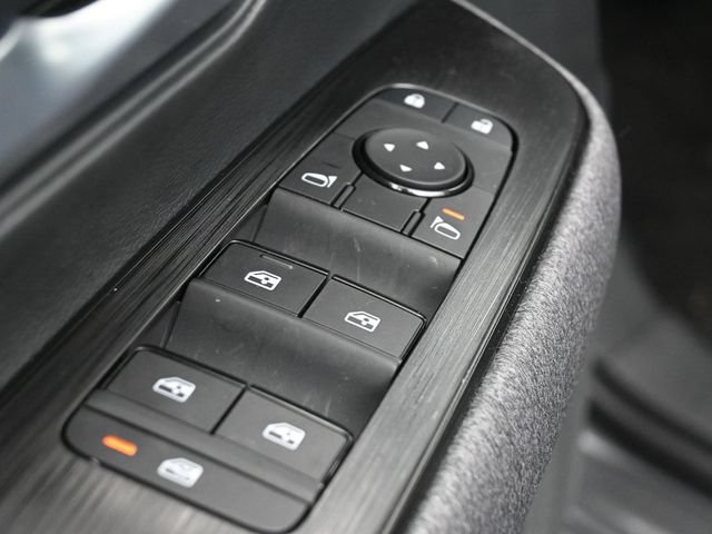 2025 Nissan Kicks SV AWD - Photo 11