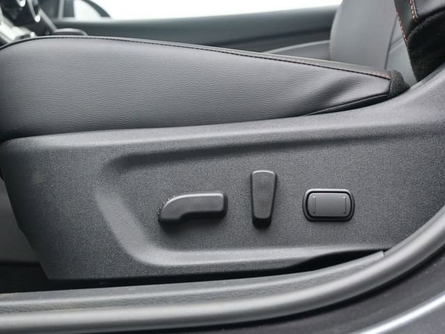 2025 Nissan Sentra SR - Photo 13