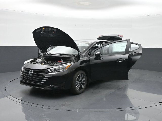 2025 Nissan Versa Sedan SV - Photo 43