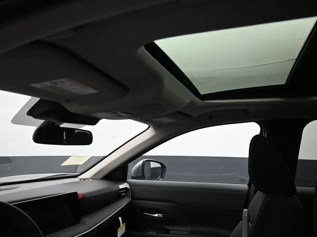2025 Nissan Kicks SV AWD - Photo 13