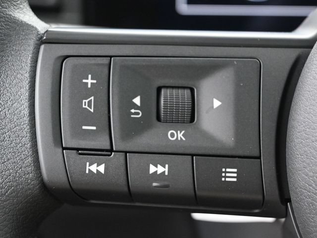 2025 Nissan Kicks SV AWD - Photo 17