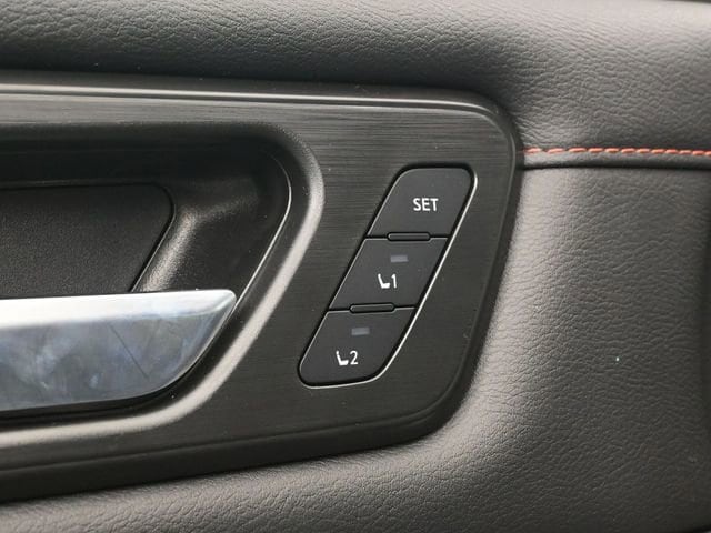 2025 Nissan Armada PRO-4X - Photo 11